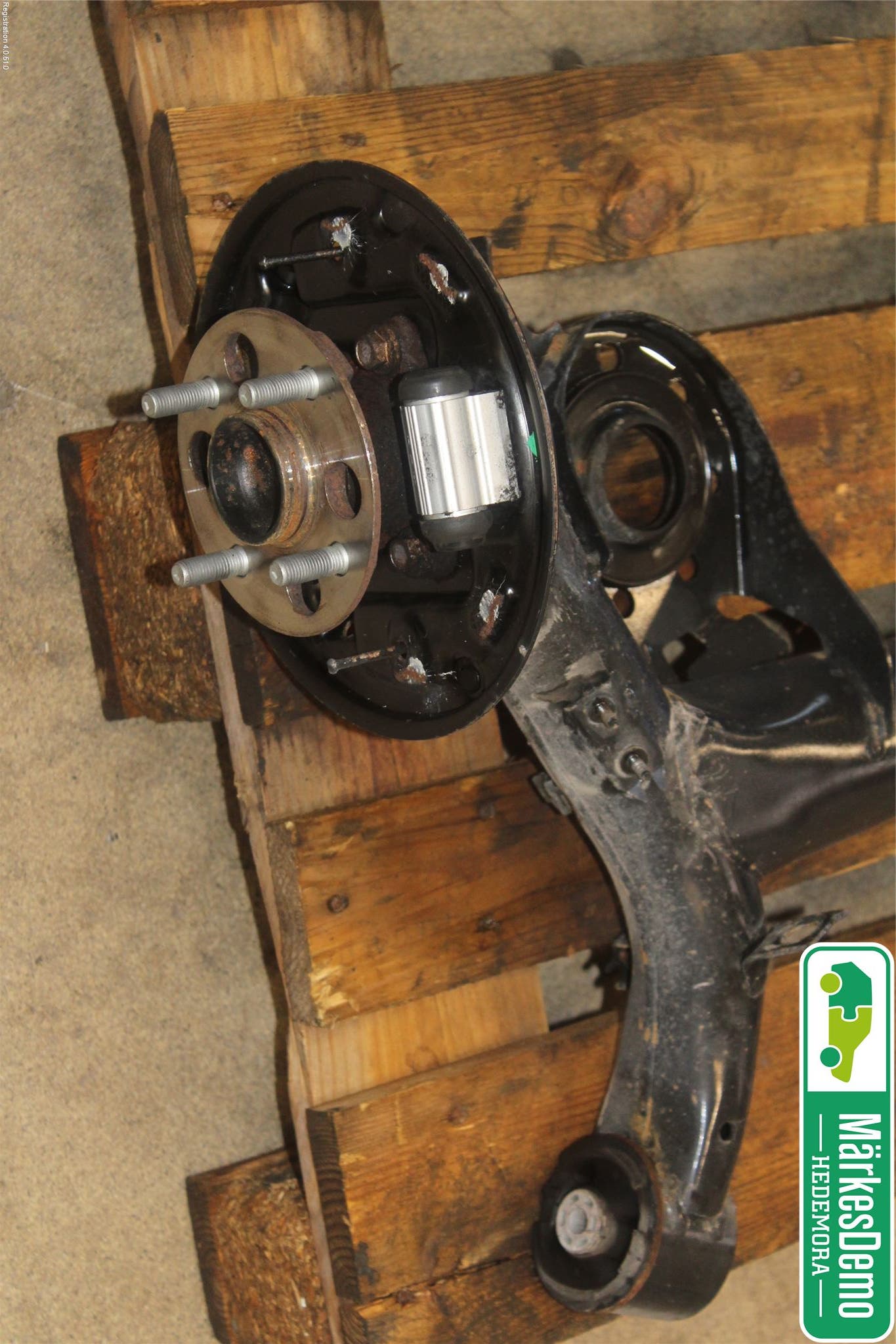 Toyota YARIS XP130 15-20 Bakaxel