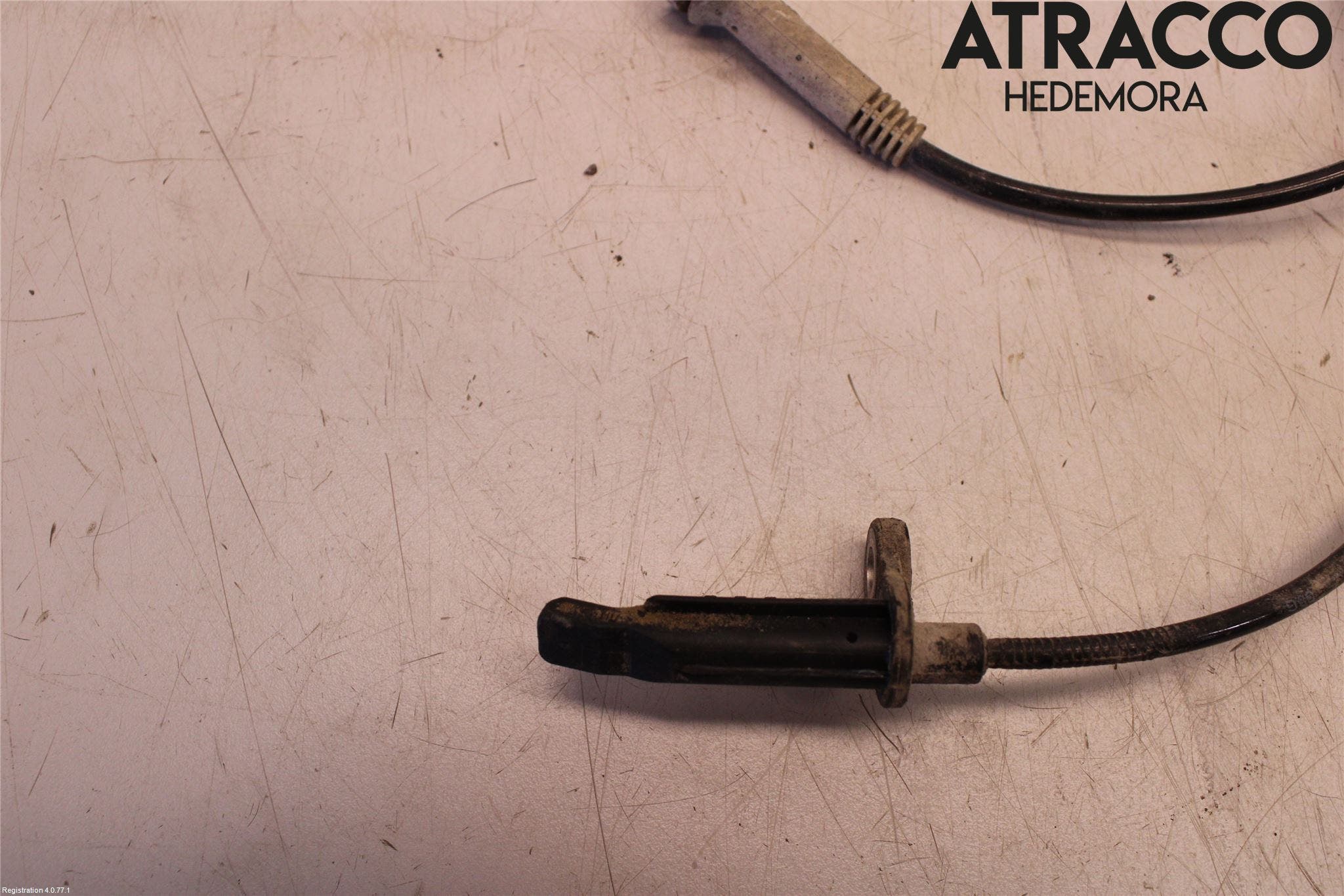 BMW 5 G30/G31/F90 17-23 Abs Sensor