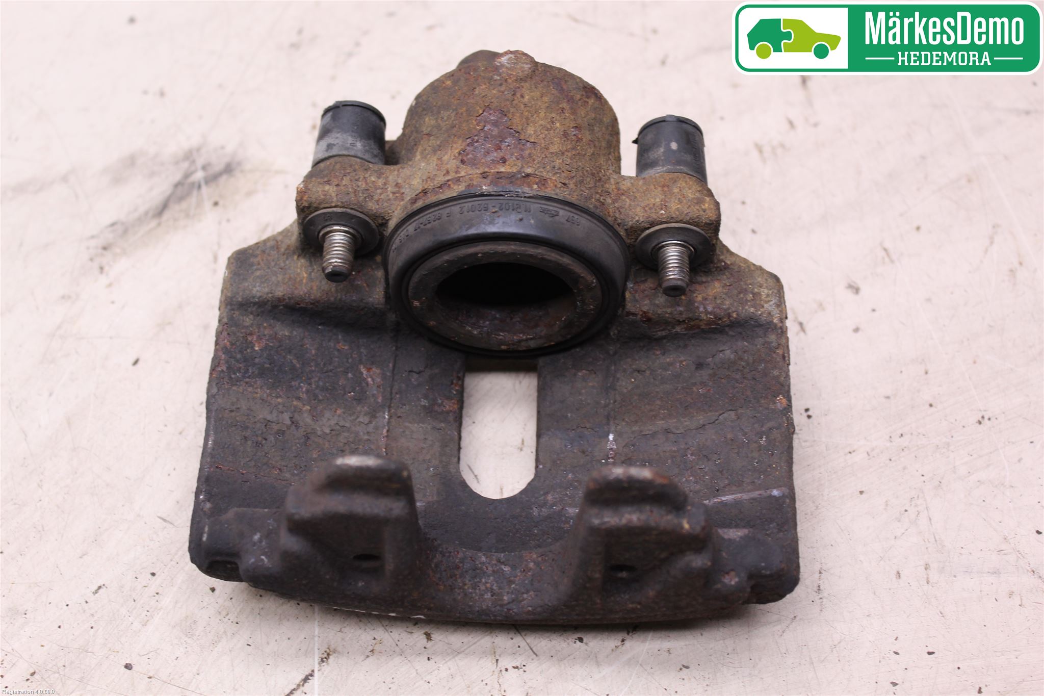 Skoda SUPERB 09-15 Bromsok Fram Vänster