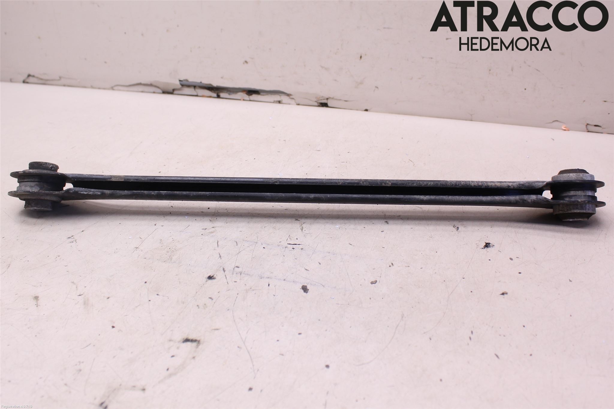 BMW 2 F45 Active Tourer 14-21 Bärarm Bak Höger