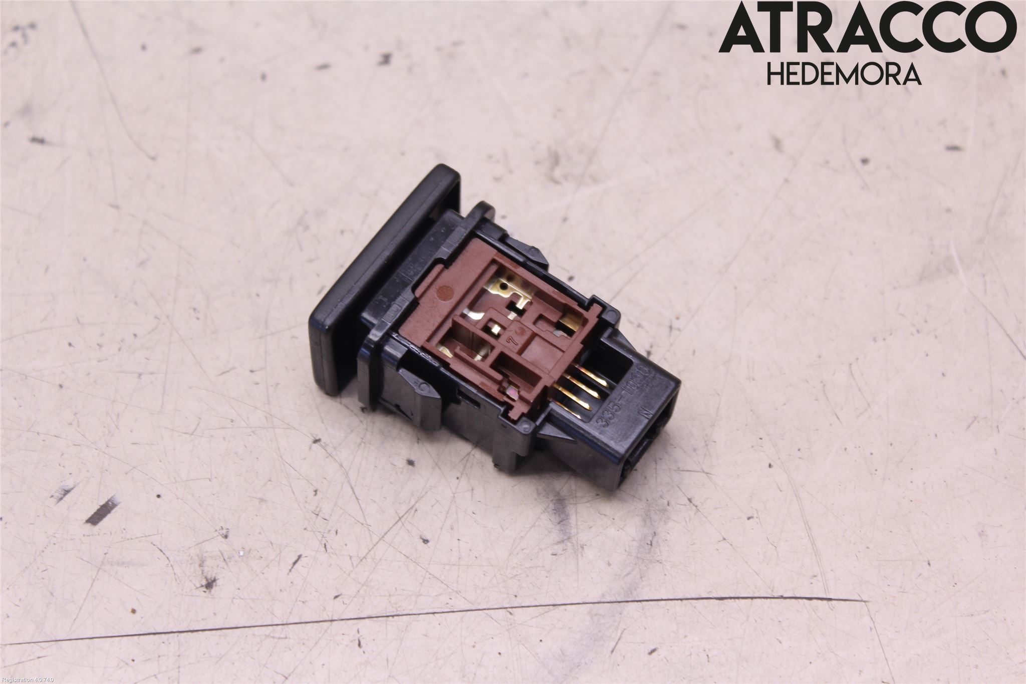 Toyota AVENSIS 09-15 Farthållare