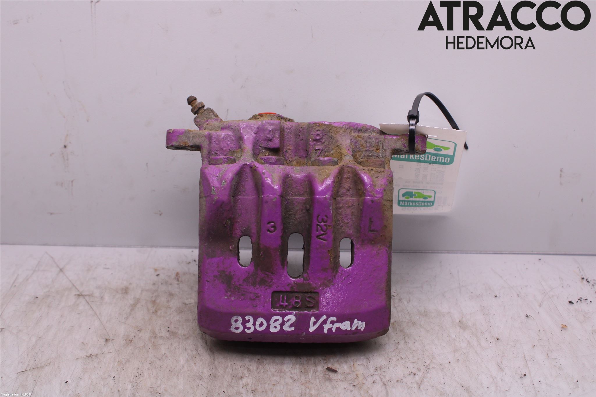 Lexus IS 200/300   99-05 Bromsok Fram Vänster