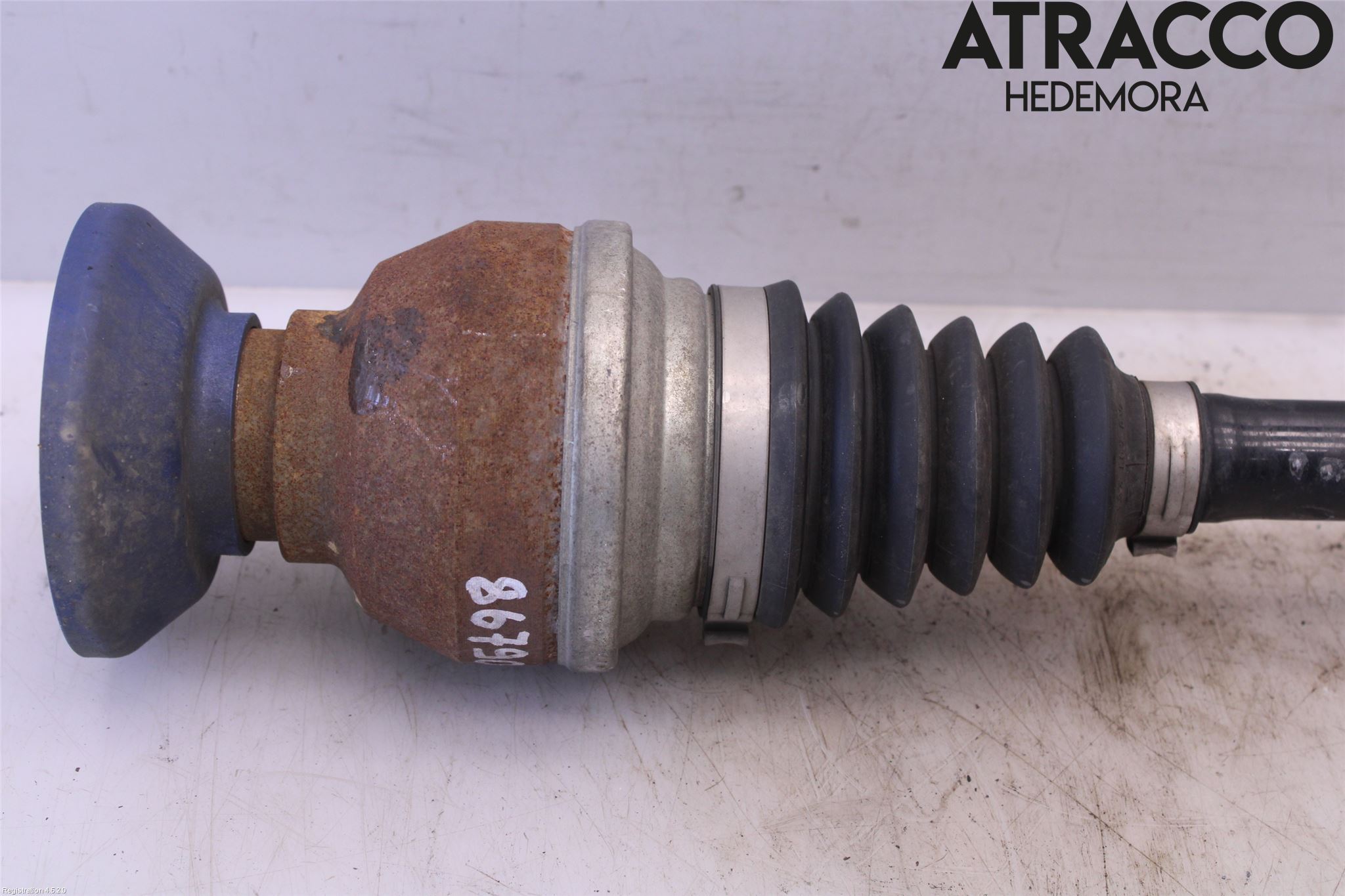 Volkswagen VW TIGUAN 07-16 Drivaxel Fram Höger
