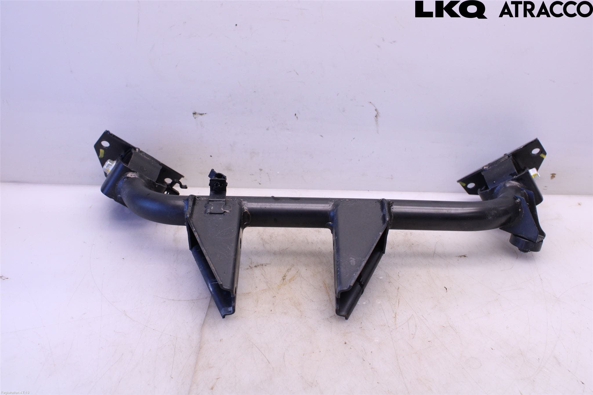 Suzuki SX4 S-CROSS 22- Bakaxel Fäste