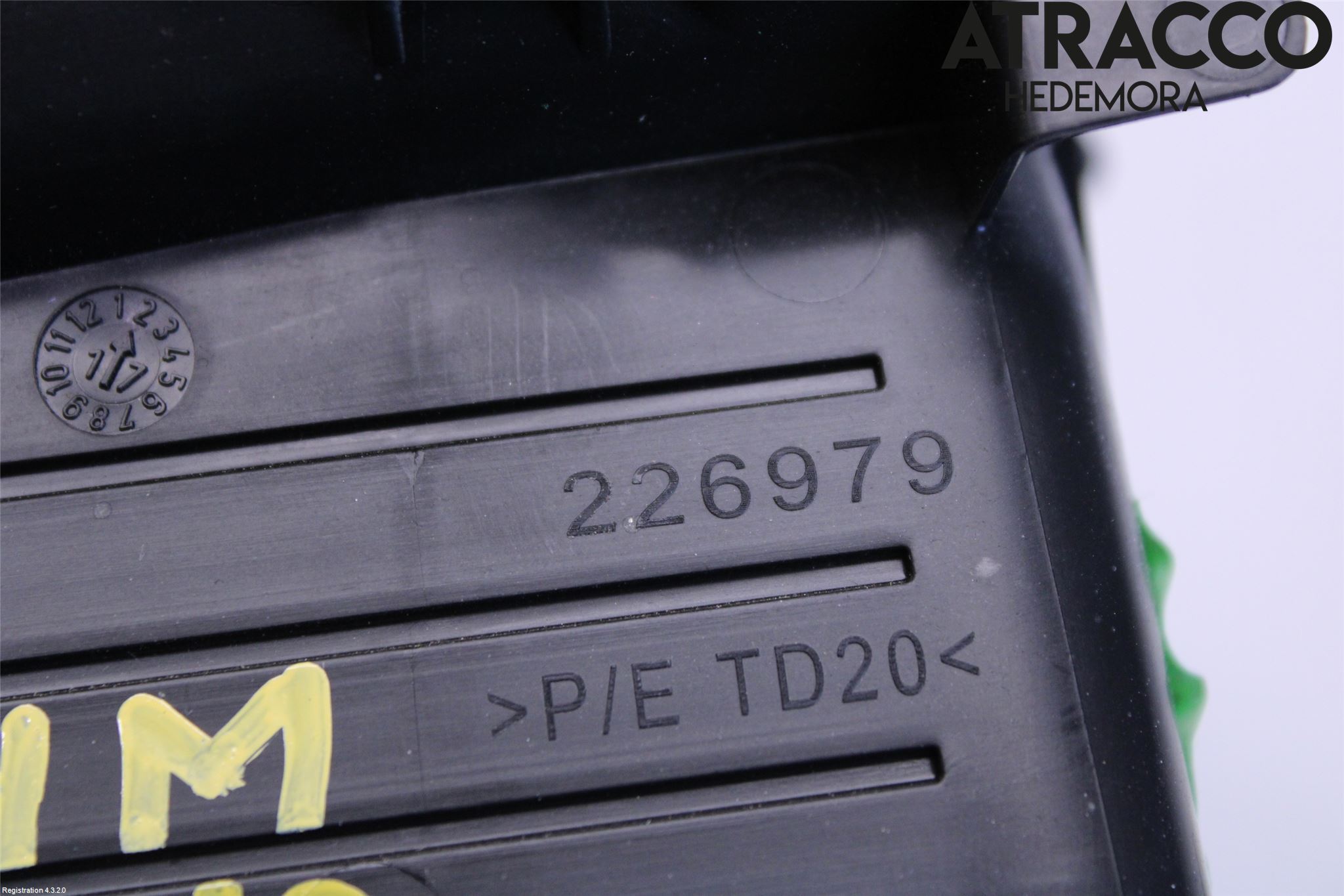 Renault TRAFIC/E-TECH 15- Defrosterkanal-Munstycke