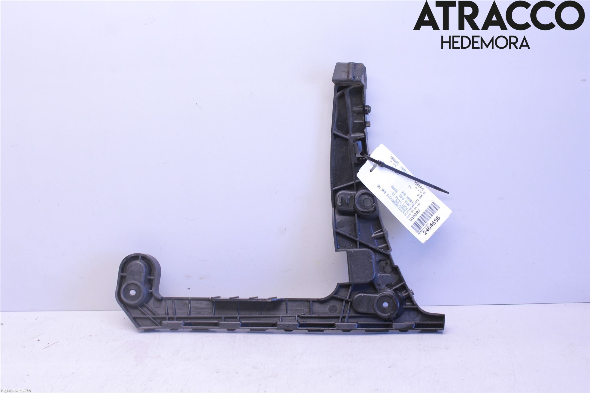 Audi A4/S4 B9 16-19 Stötfångarfäste Bak Hö