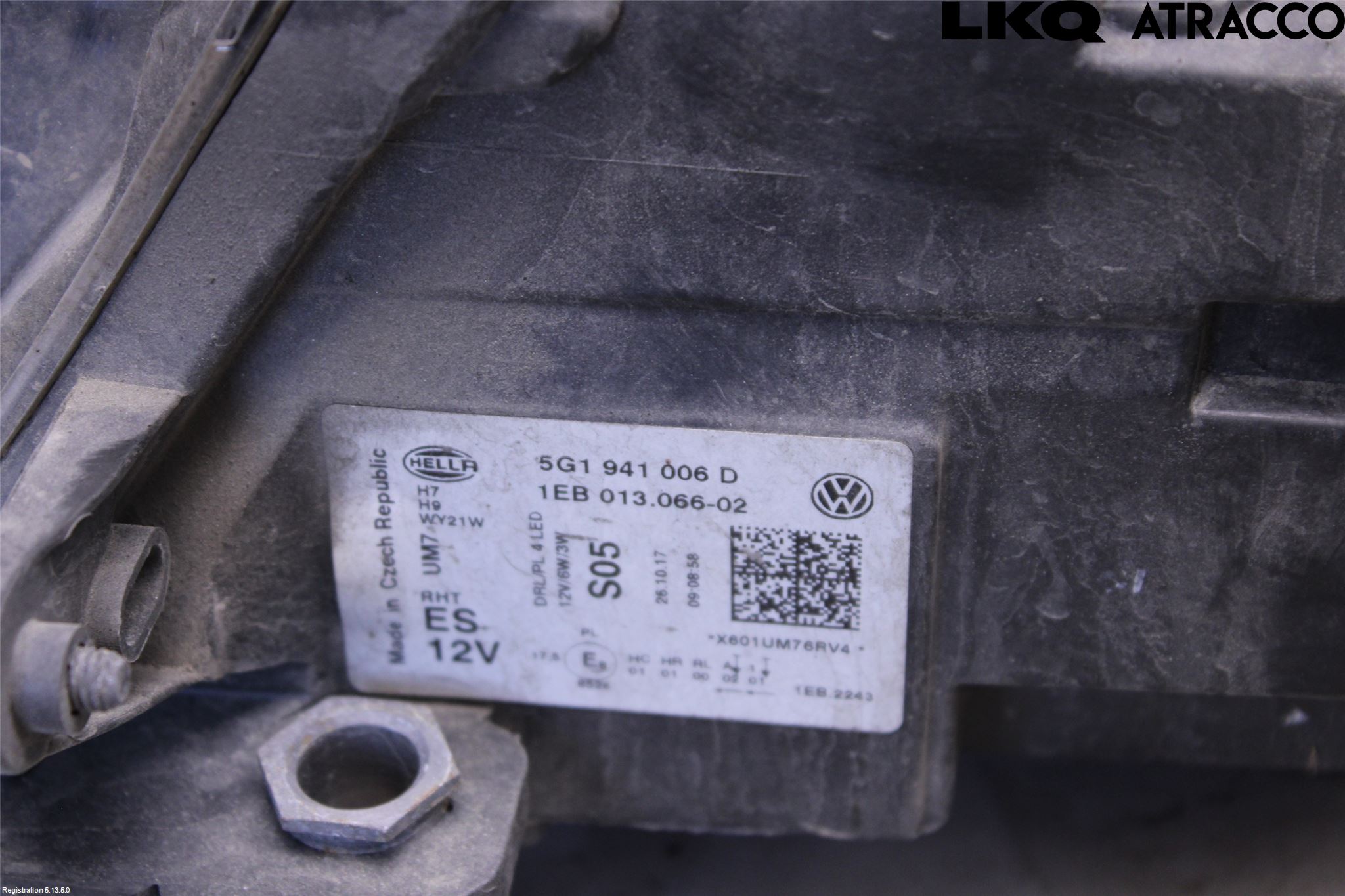 Volkswagen VW GOLF / E-GOLF VII 13-20 Strålkastare Höger