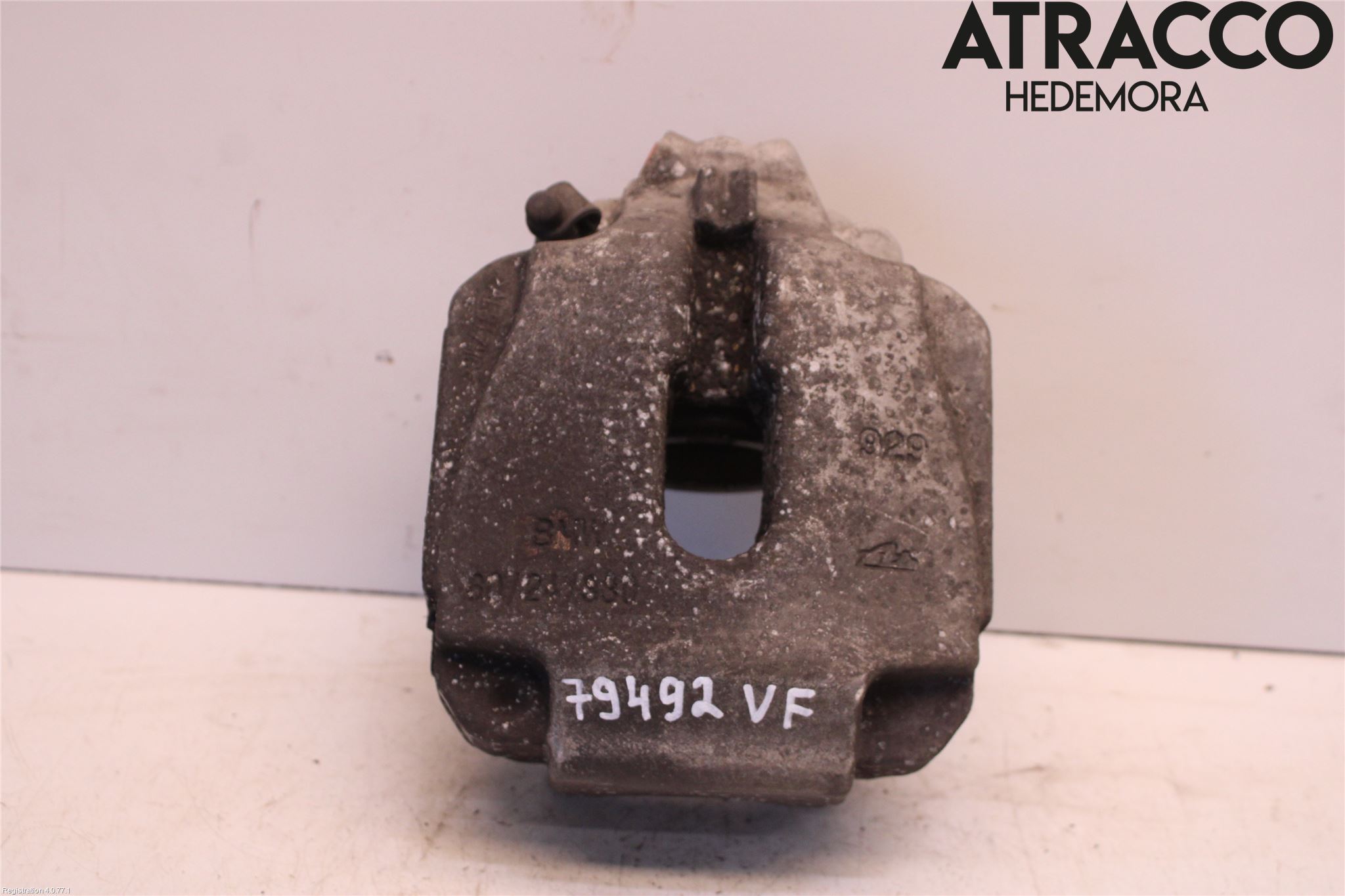 BMW 5 F10/F11/F18 09-17 Bromsok Fram Vänster