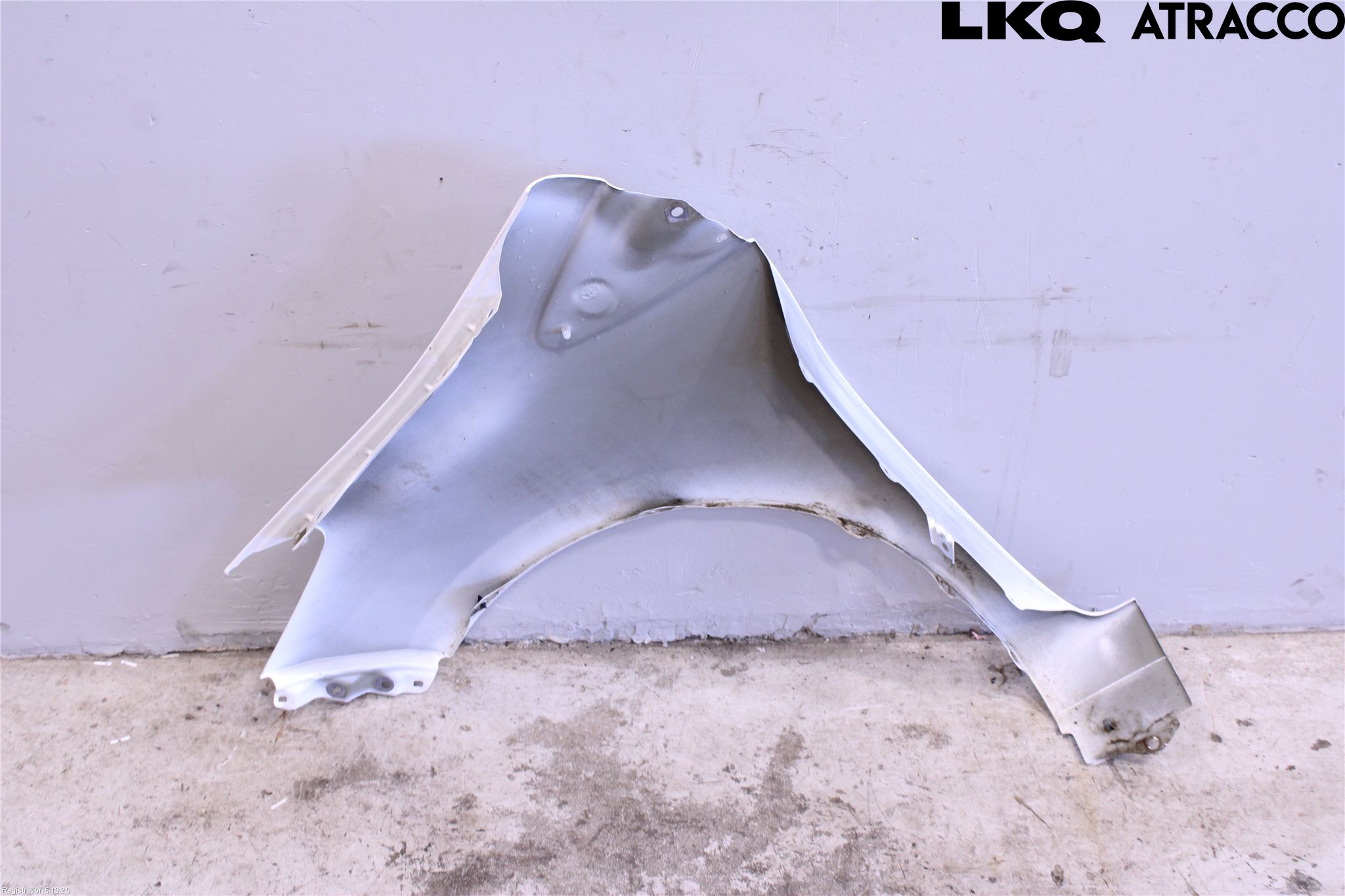 Toyota YARIS XP130 15-20 Skärm Fram Höger