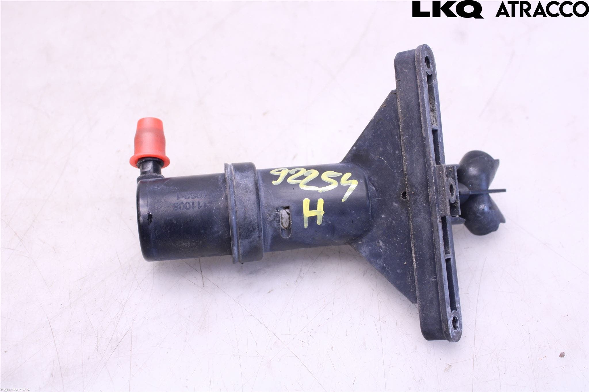 BMW 5 E60/61 Sed/Tou 02-10 Spolarmunstycke Strålkastare