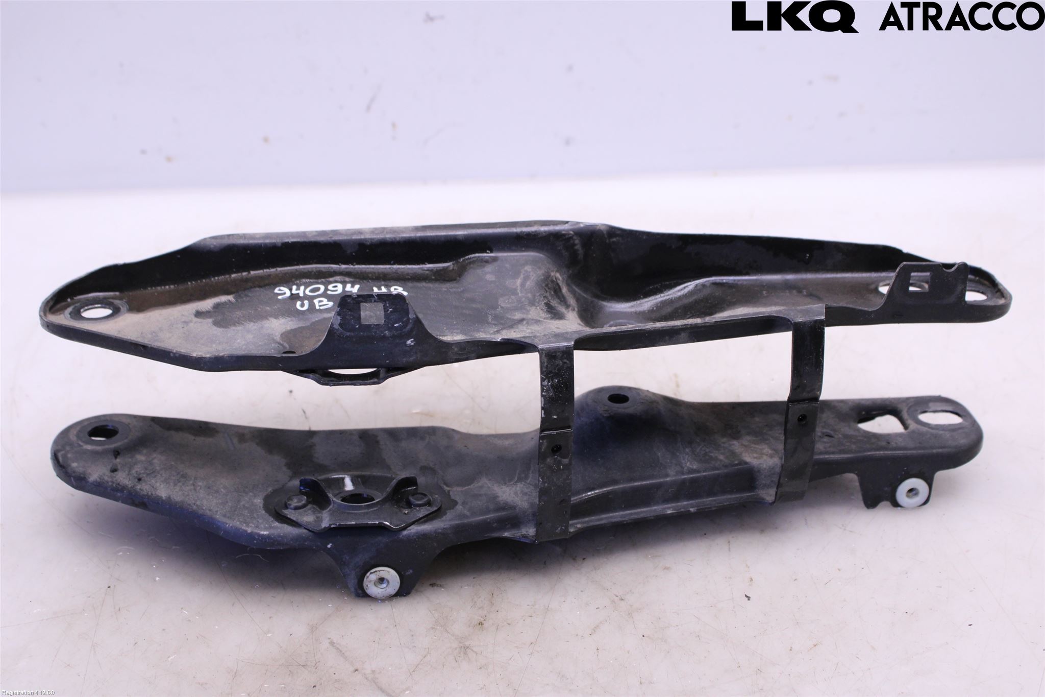 BMW 5 G30/G31/F90 17-23 Bärarm Bak Höger