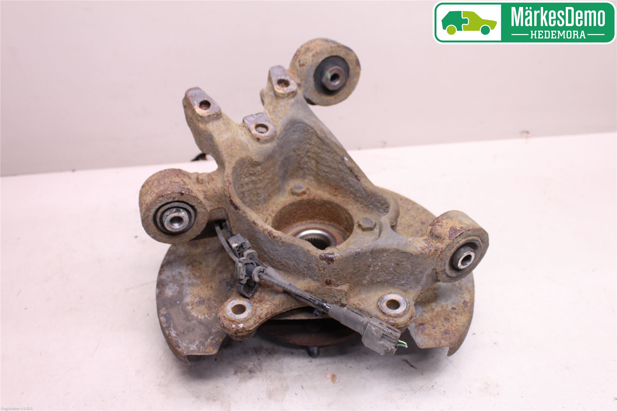 Fiat FREEMONT Hjullagerhus-Spindel Vä B