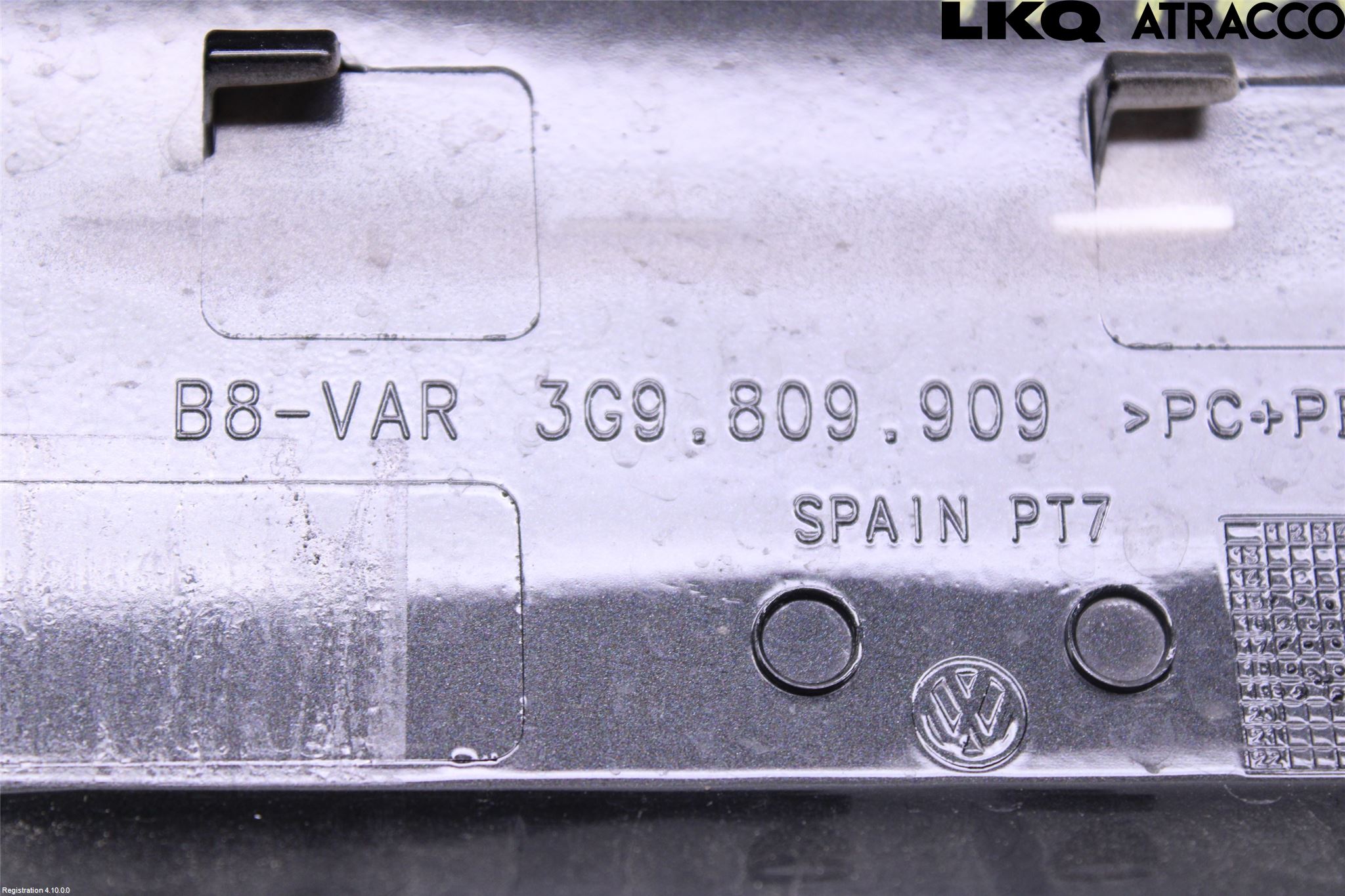 Volkswagen VW PASSAT 20-24 Tanklucka