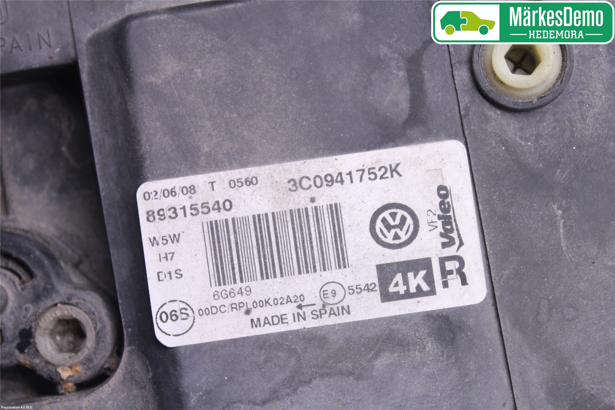 Volkswagen VW PASSAT 05-11 Strålkastare Höger