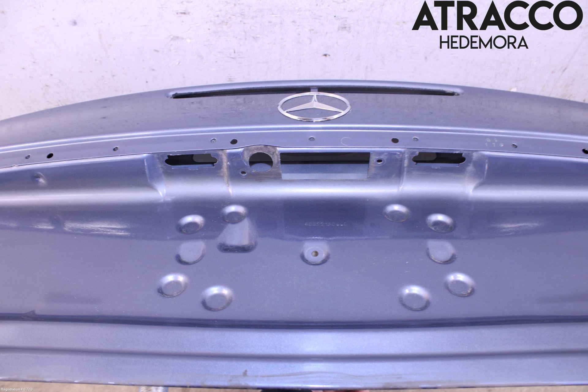 Mercedes-Benz MB E-KLASS (W211) 02-09 Baklucka (Ej Med Ruta)