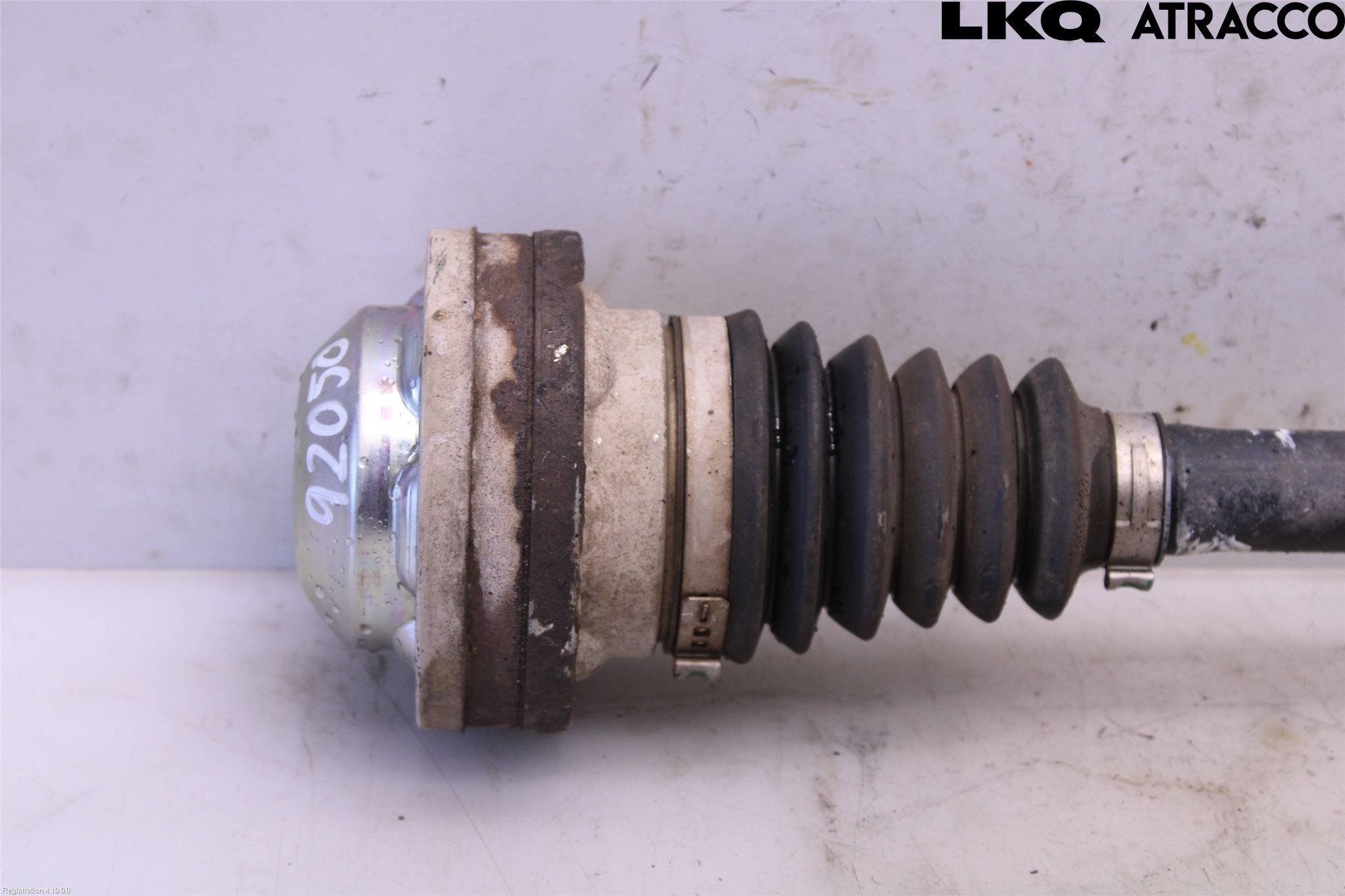 Volkswagen VW CADDY 11-15 Drivaxel Fram Vänster