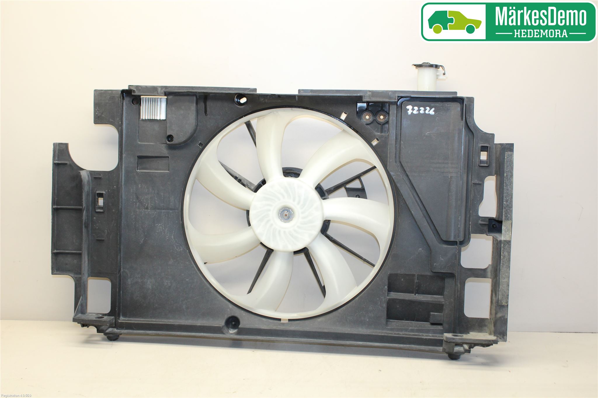 Toyota YARIS XP130 12-14 Kylfläkt El