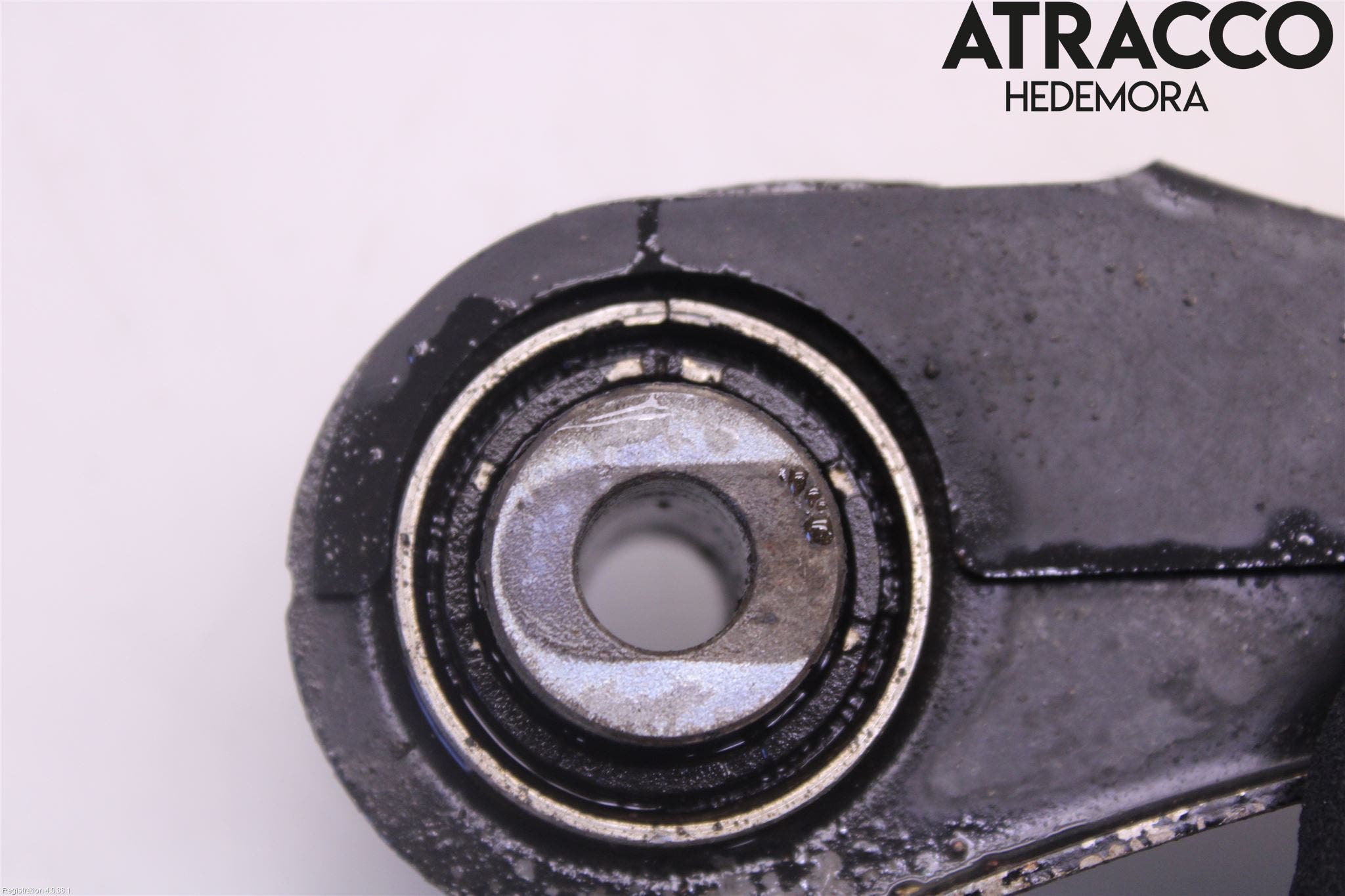 Volvo V90 17->> Bärarm Bak Vänster