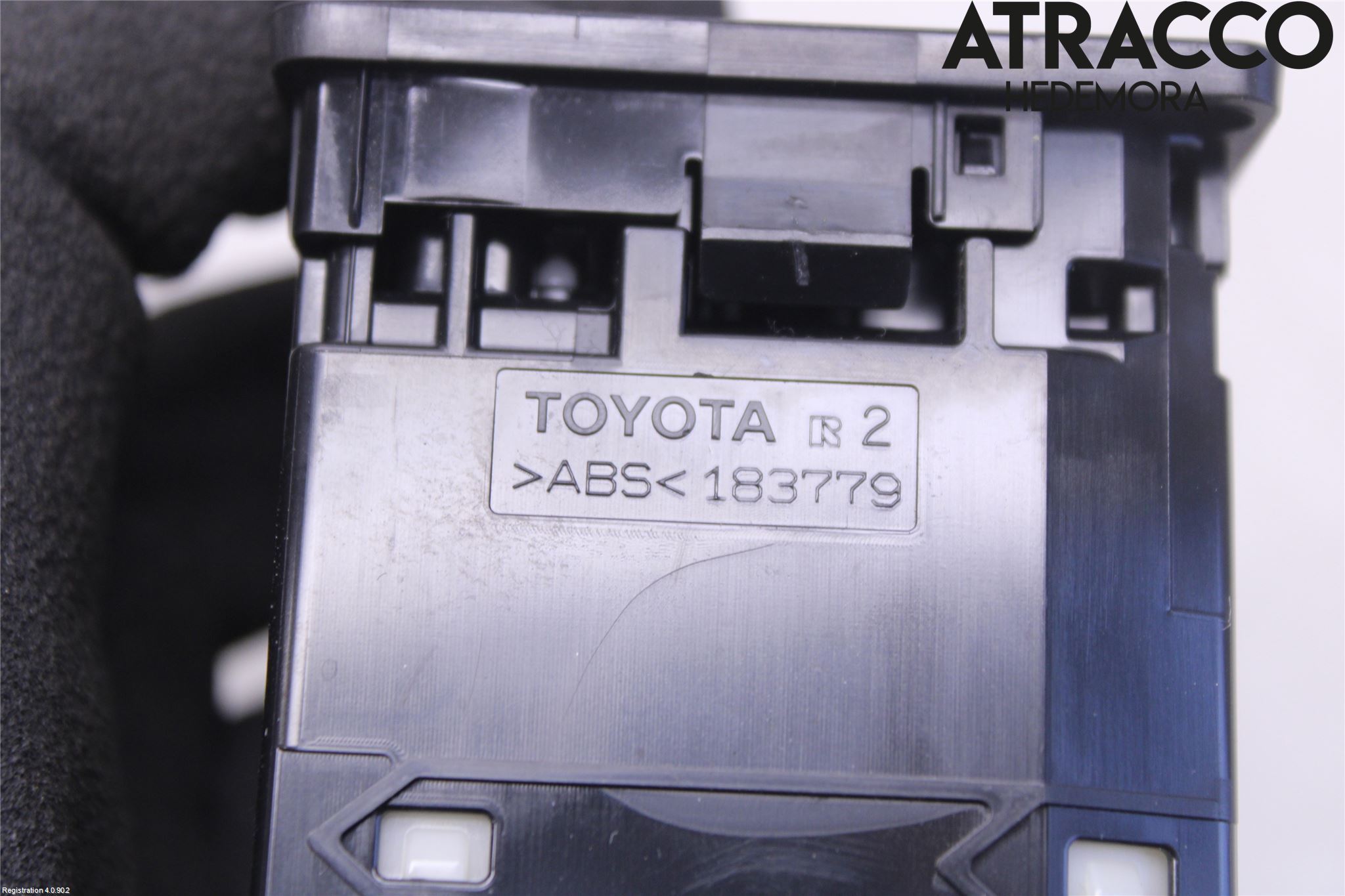 Toyota AURIS 13-19 Strömställare Spegel