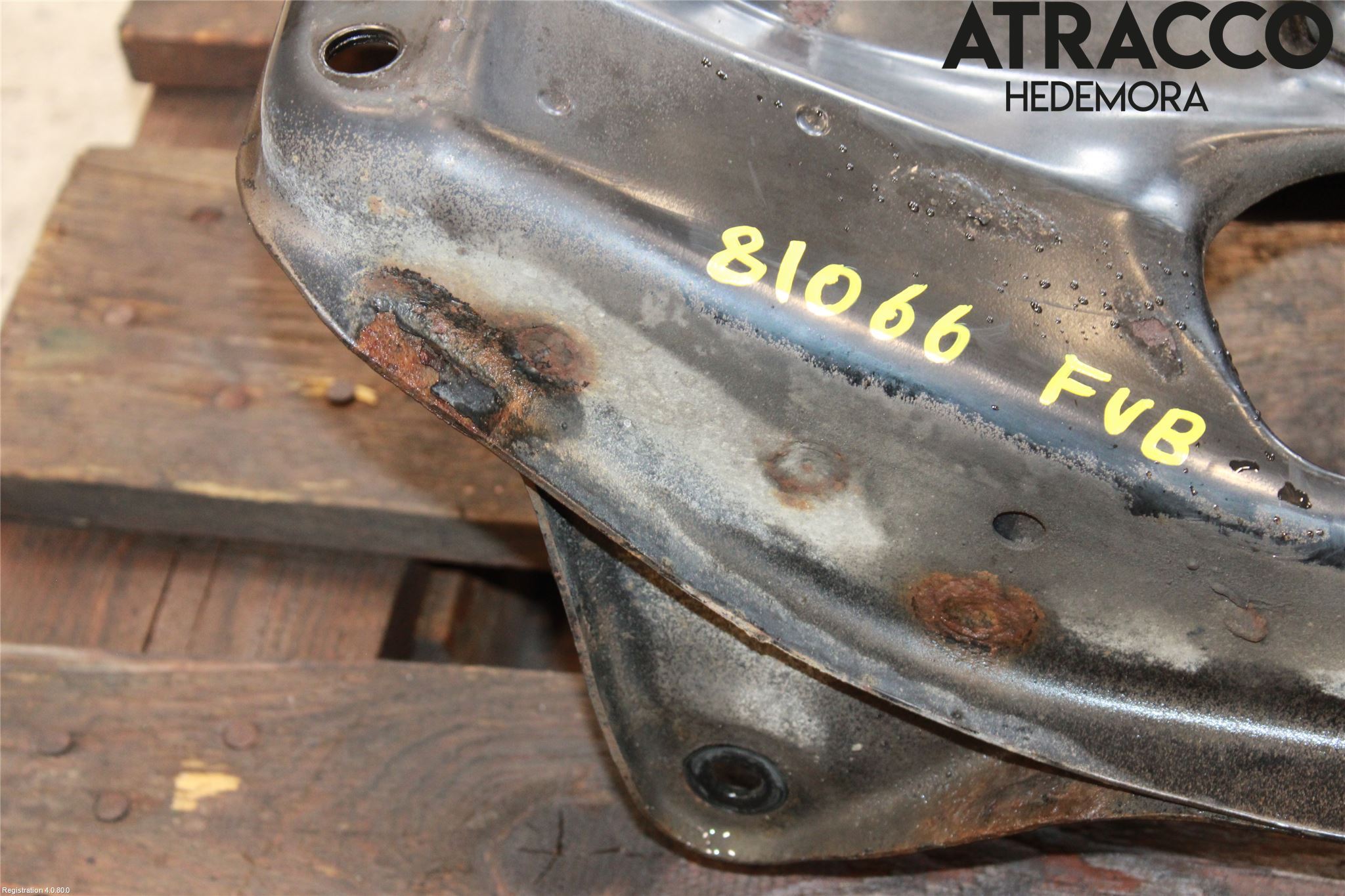 Subaru LEGACY    99-03 Framvagnsbalk