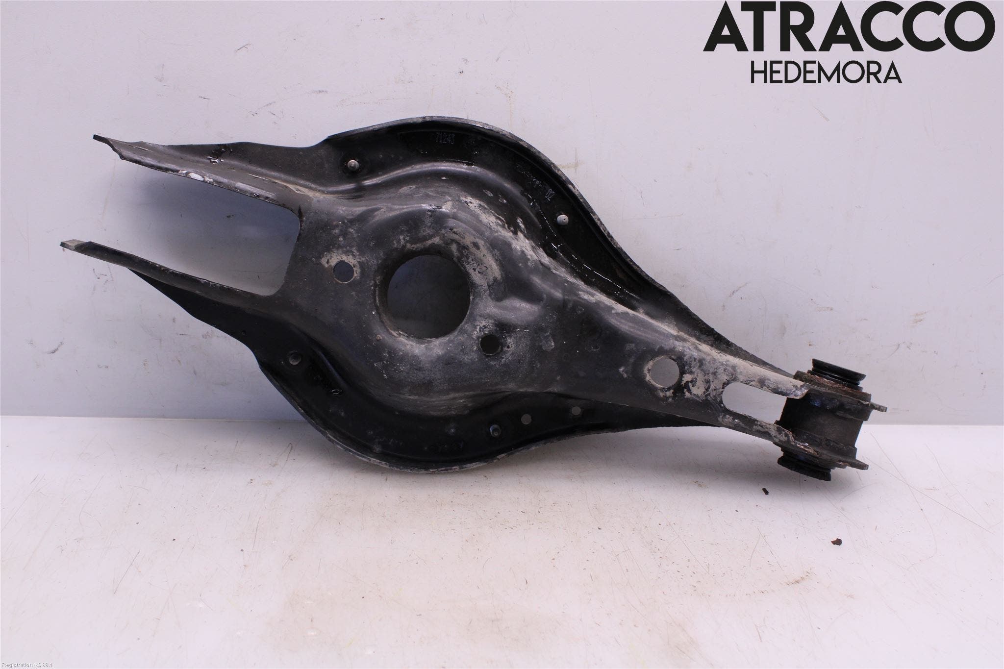 BMW 1 F20/F21 11-19 Bärarm Bak Höger