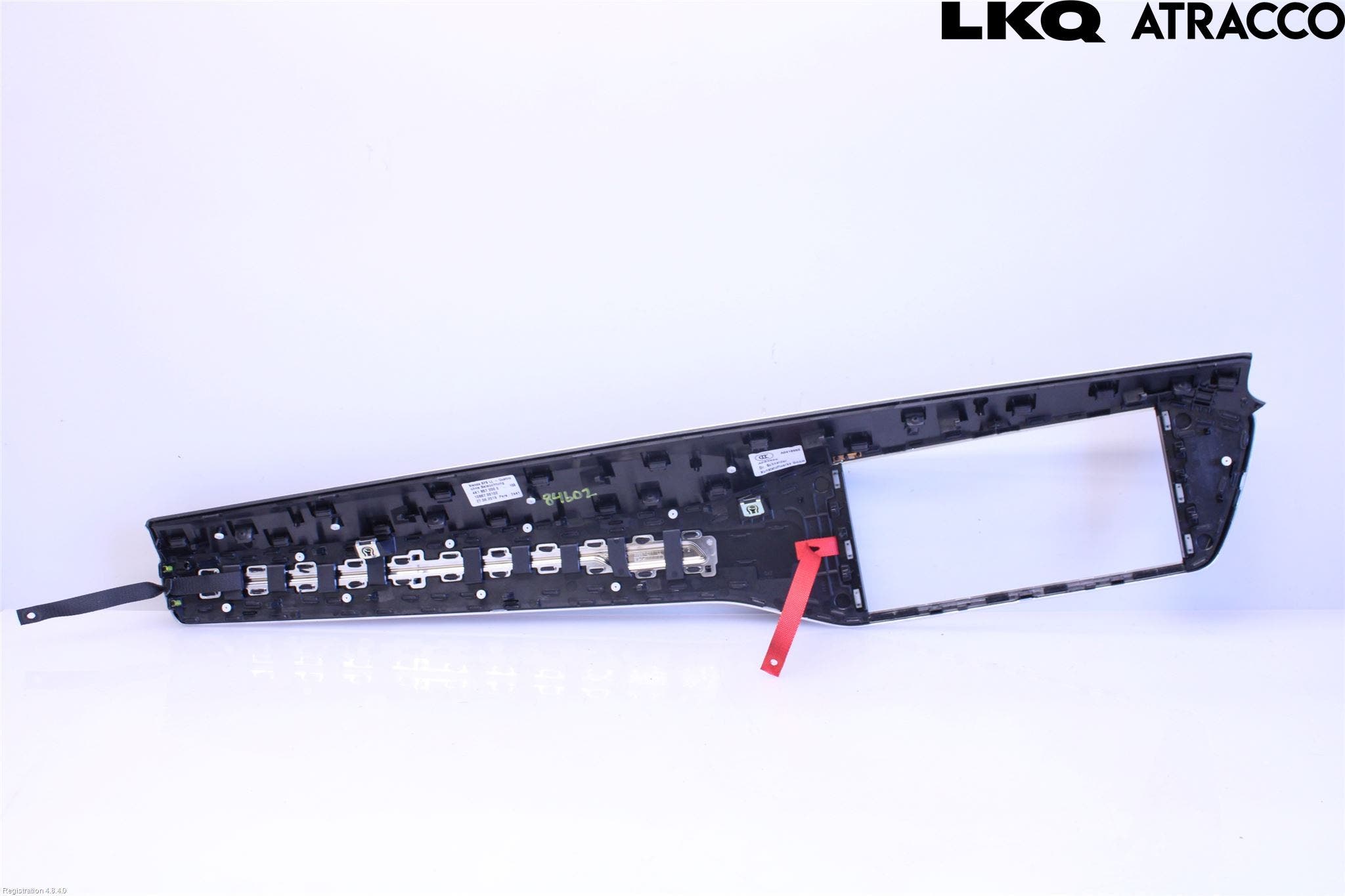 Audi A6 F2/C8 19- Instrumentbräda Inlägg-Dekorlist