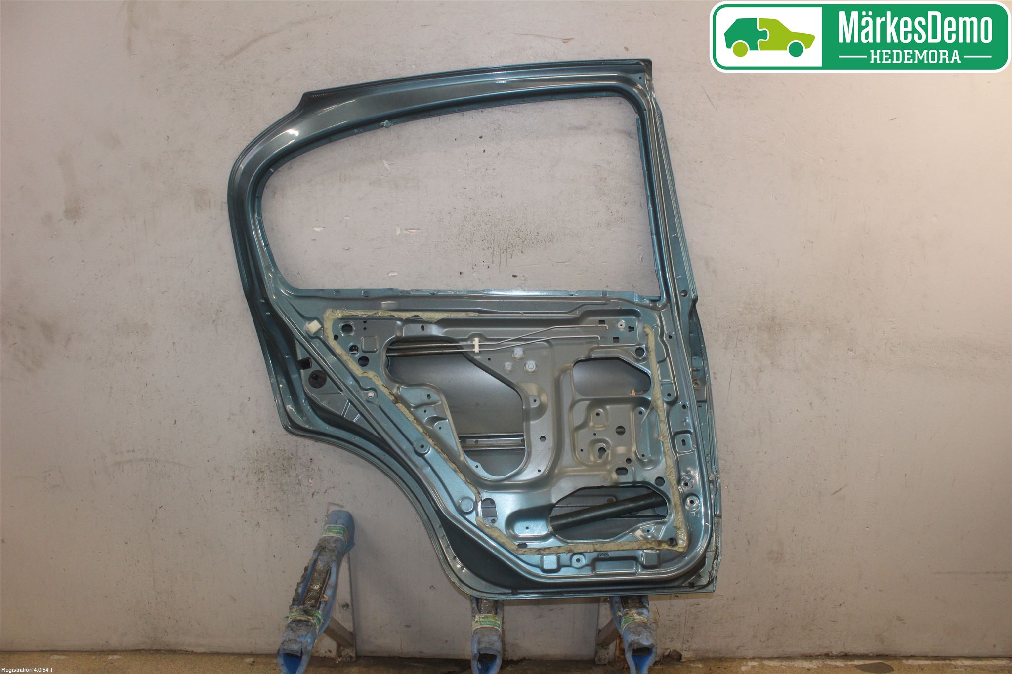 Nissan ALMERA    00-06 Dörr Bak Vänster