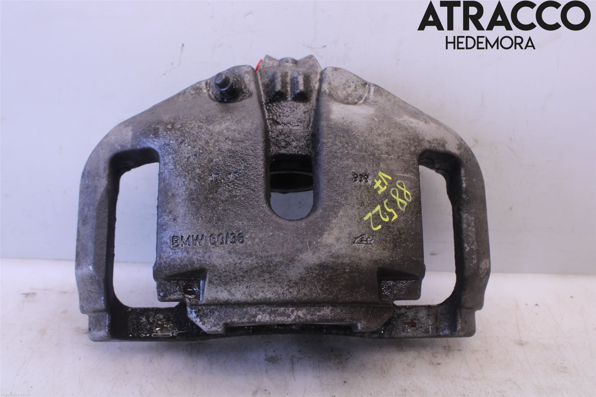 BMW 5 F10/F11/F18 09-17 Bromsok Fram Vänster