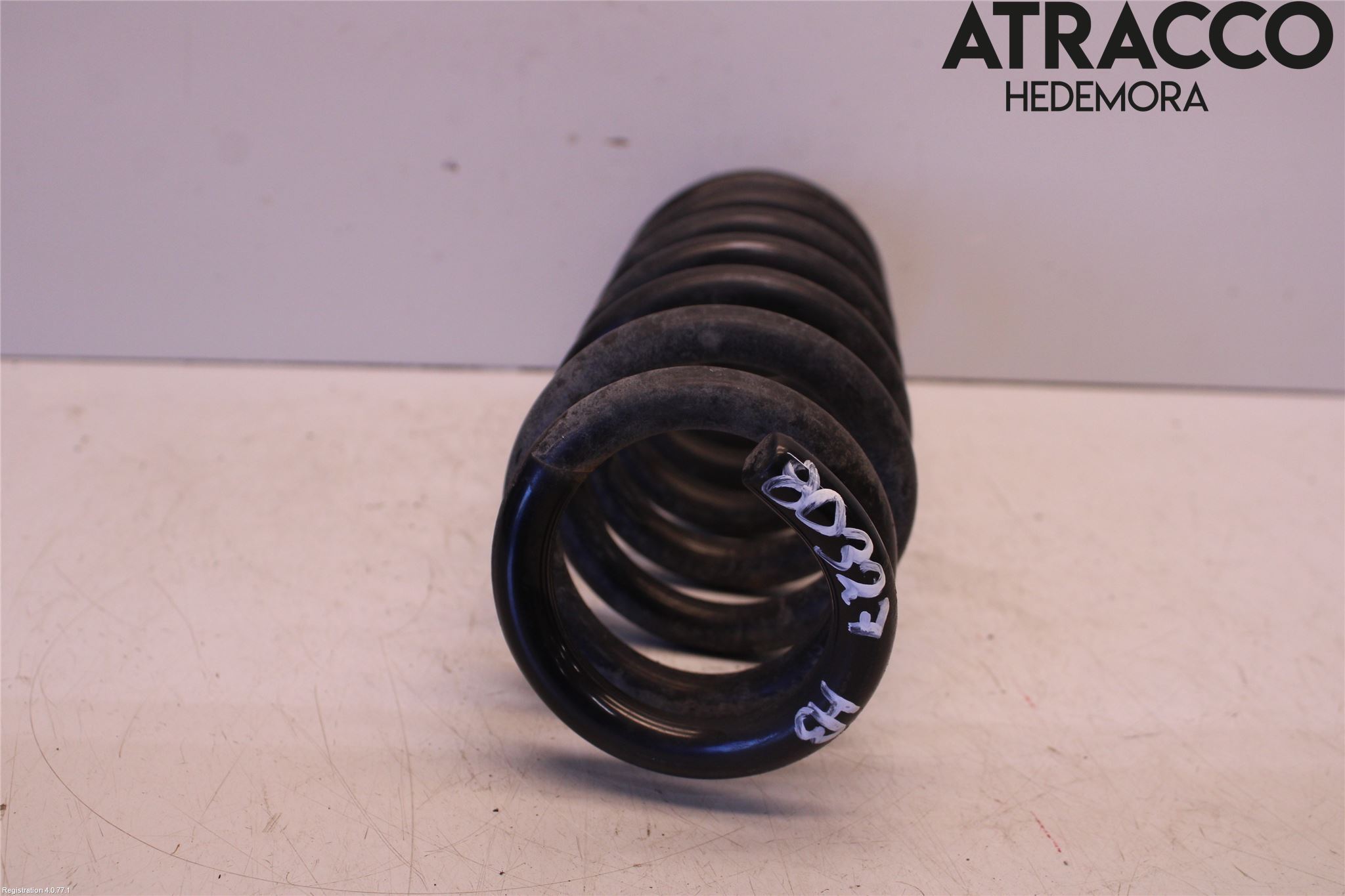 BMW 1 E87/81 5D/3D 03-11 Fjäder Bak