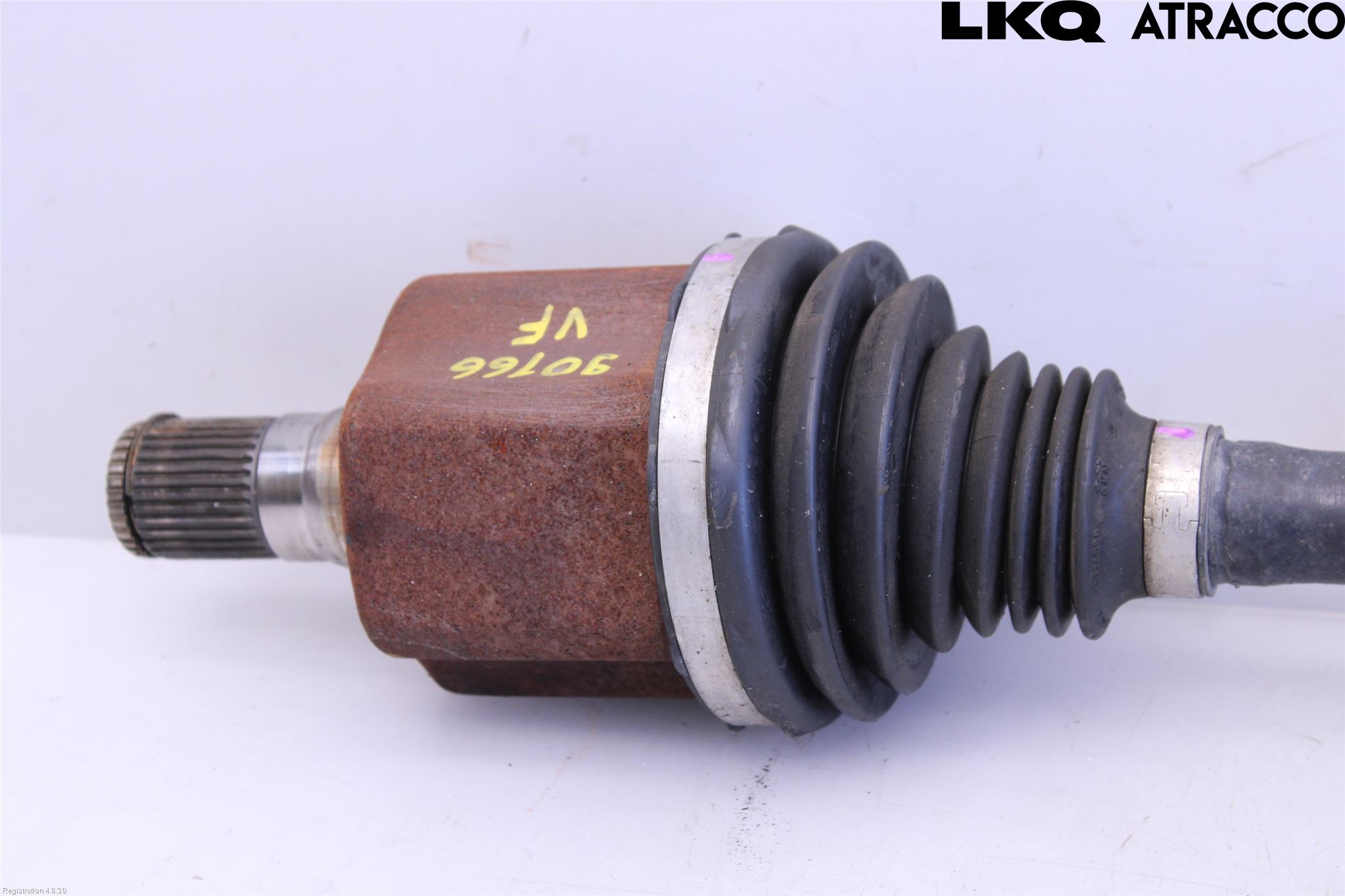 Volvo XC60 18- Drivaxel Fram Vänster