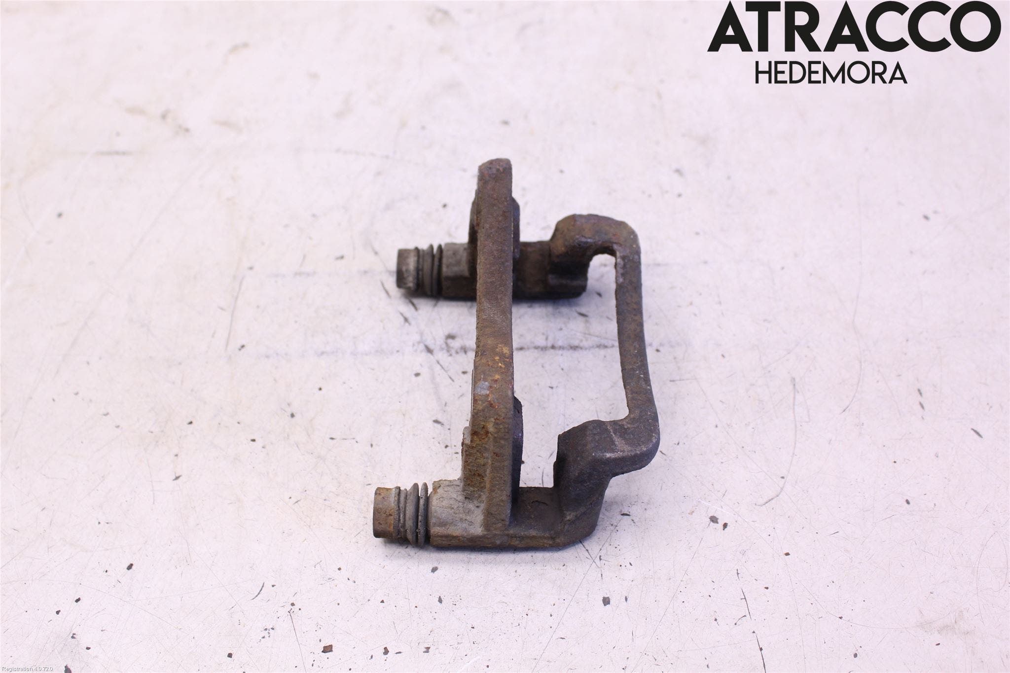 Kia CARENS III 13-19 Bromsokshållare