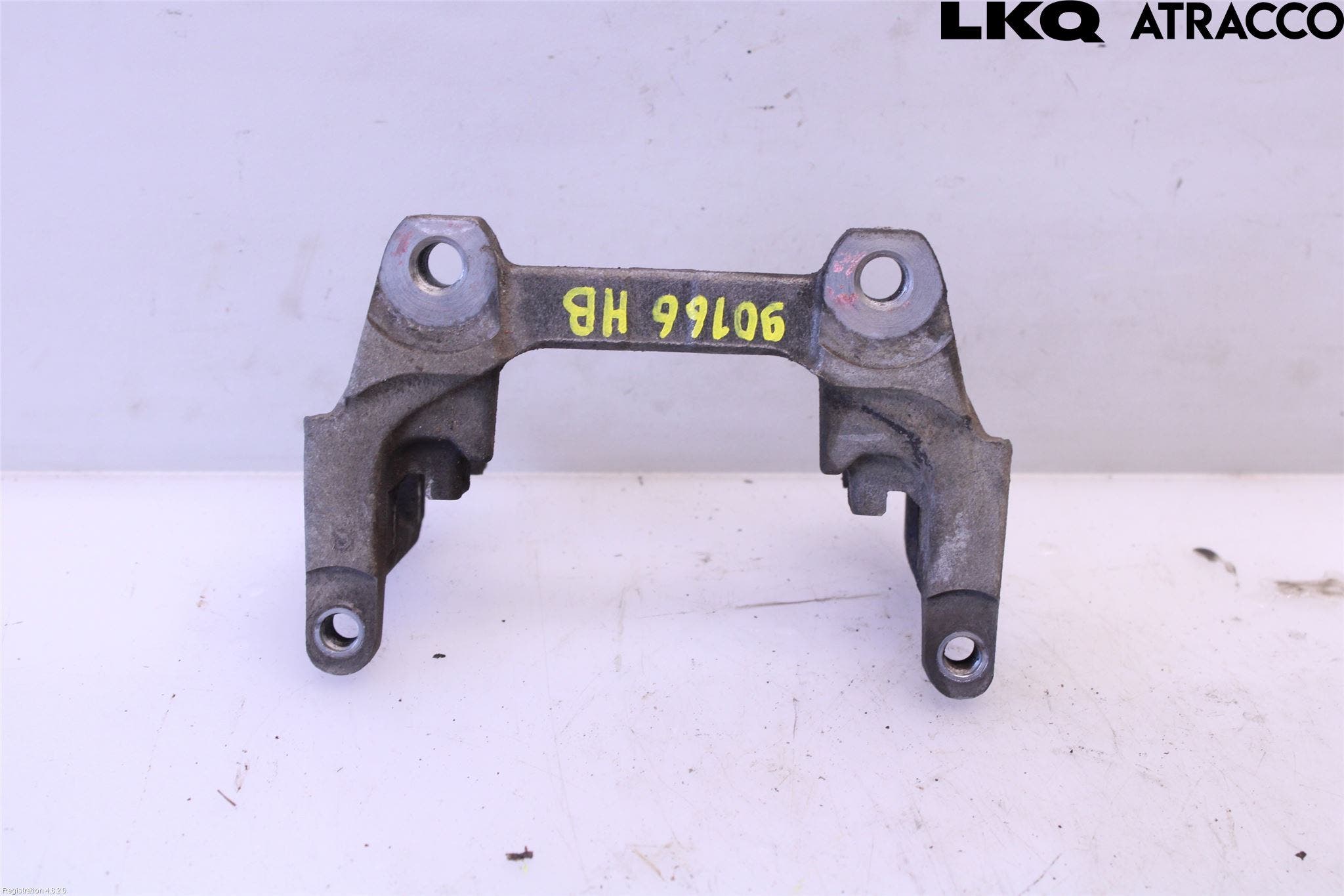 Volvo XC60 18- Bromsokshållare