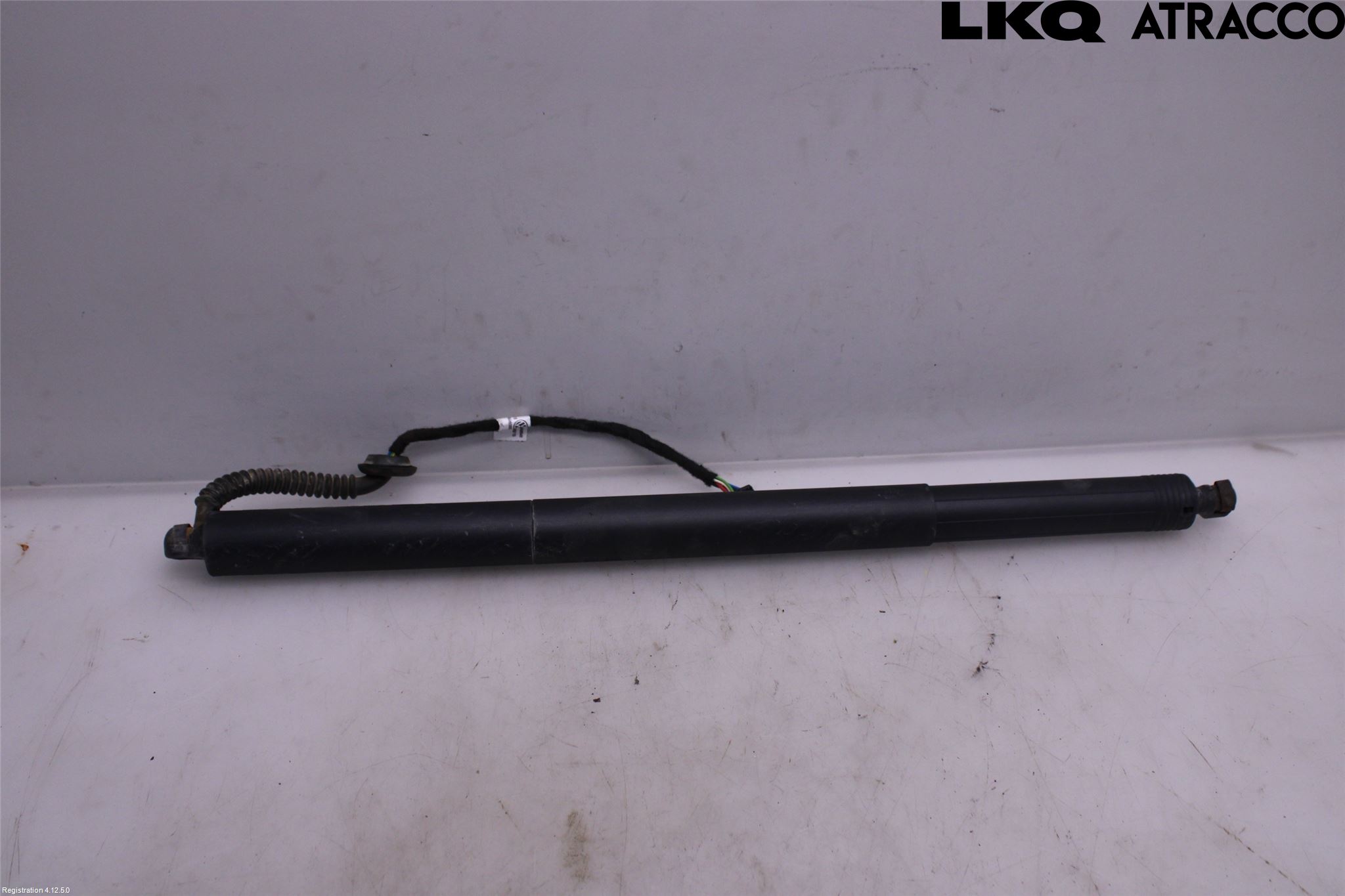 Volkswagen VW PASSAT 15-19 Gasfjäder Baklucka