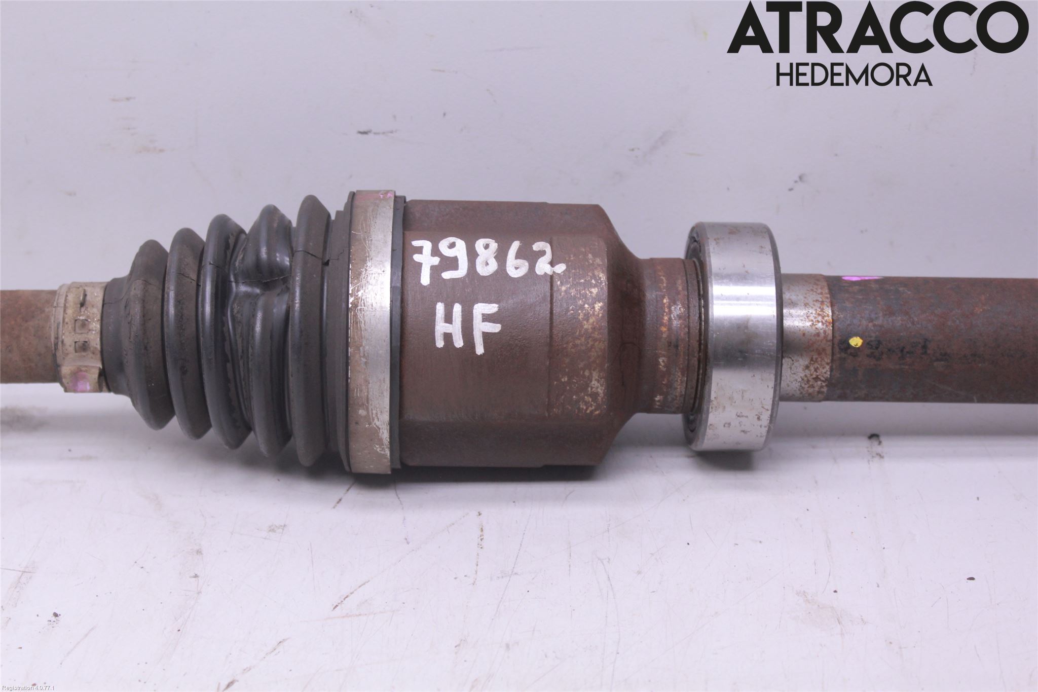 Renault CLIO IV 12-16 Drivaxel Fram Höger