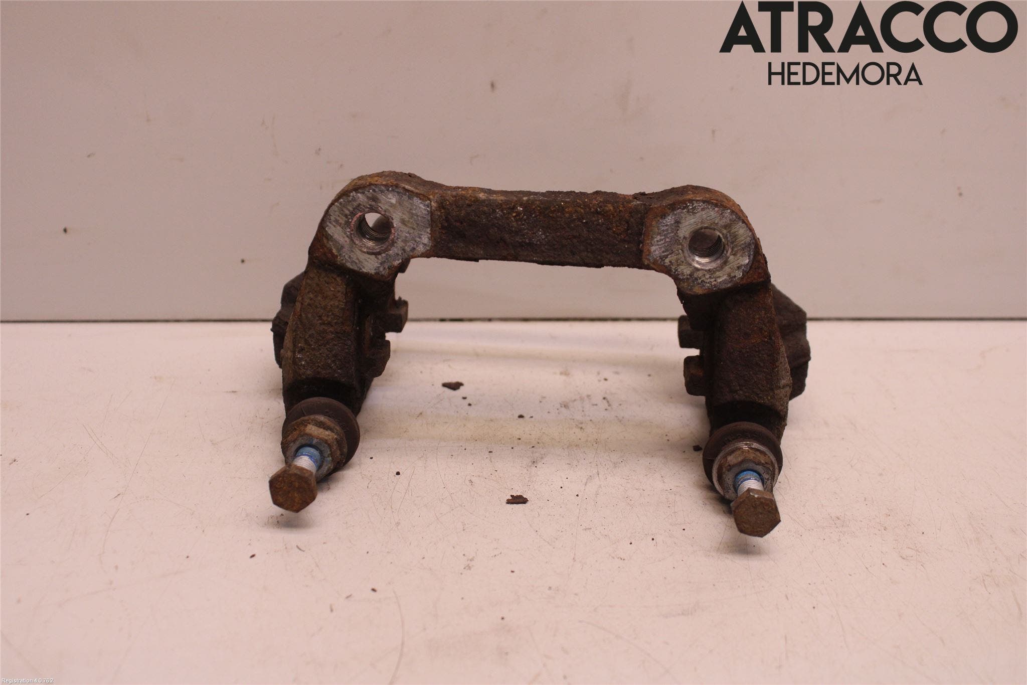 Volvo XC70 14-16 Bromsokshållare