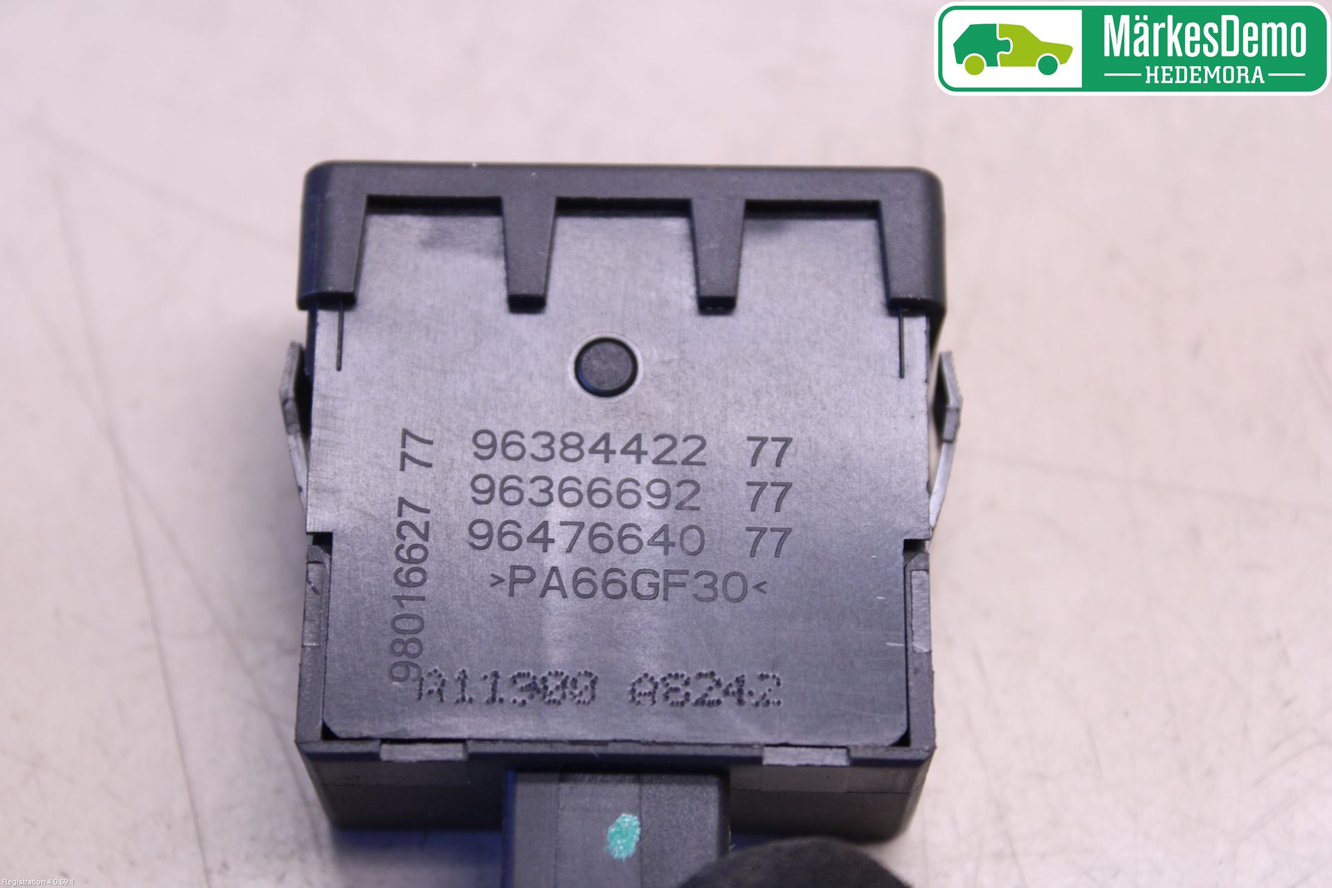 Peugeot PARTNER 16-18 Strömställare Ljus