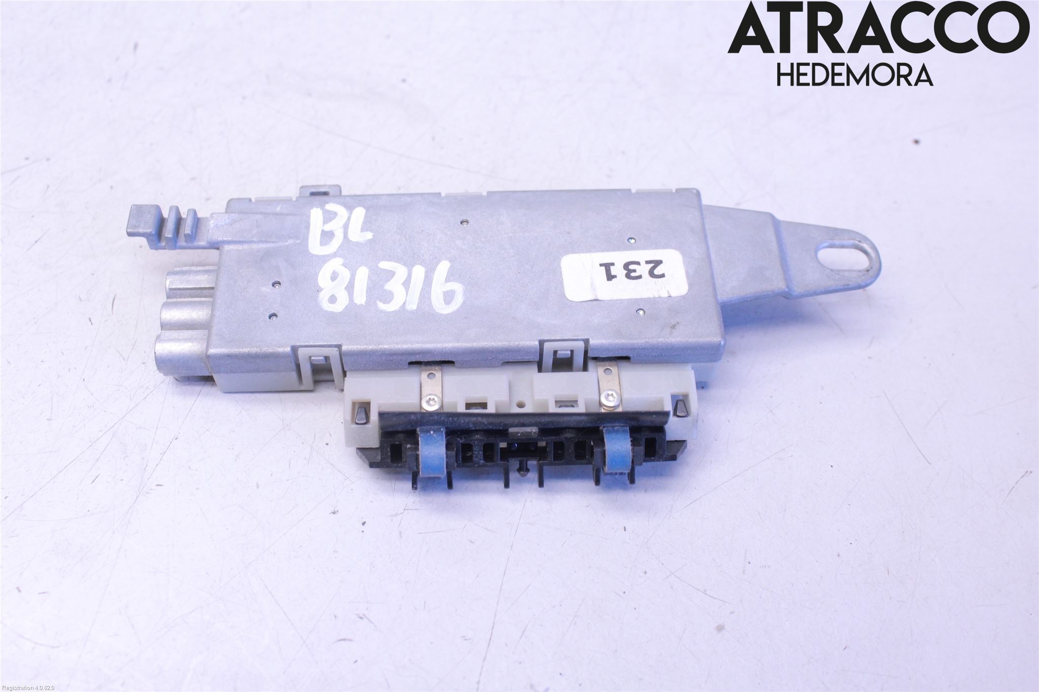 Mercedes-Benz MB E-KLASS (W211) 02-09 Antennförstärkare