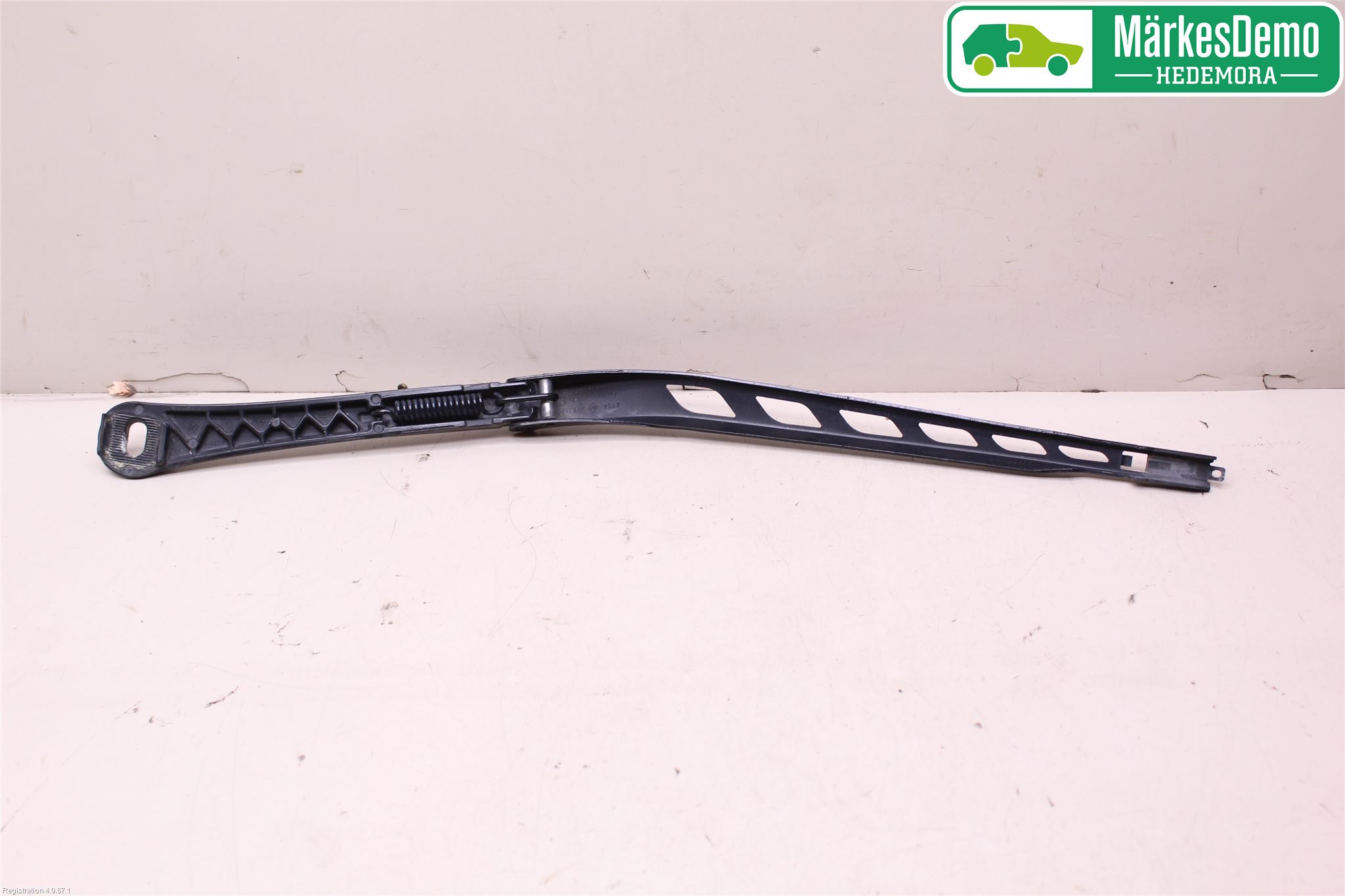 BMW 5 E60/61 Sed/Tou 02-10 Torkararm Armar Vindruta