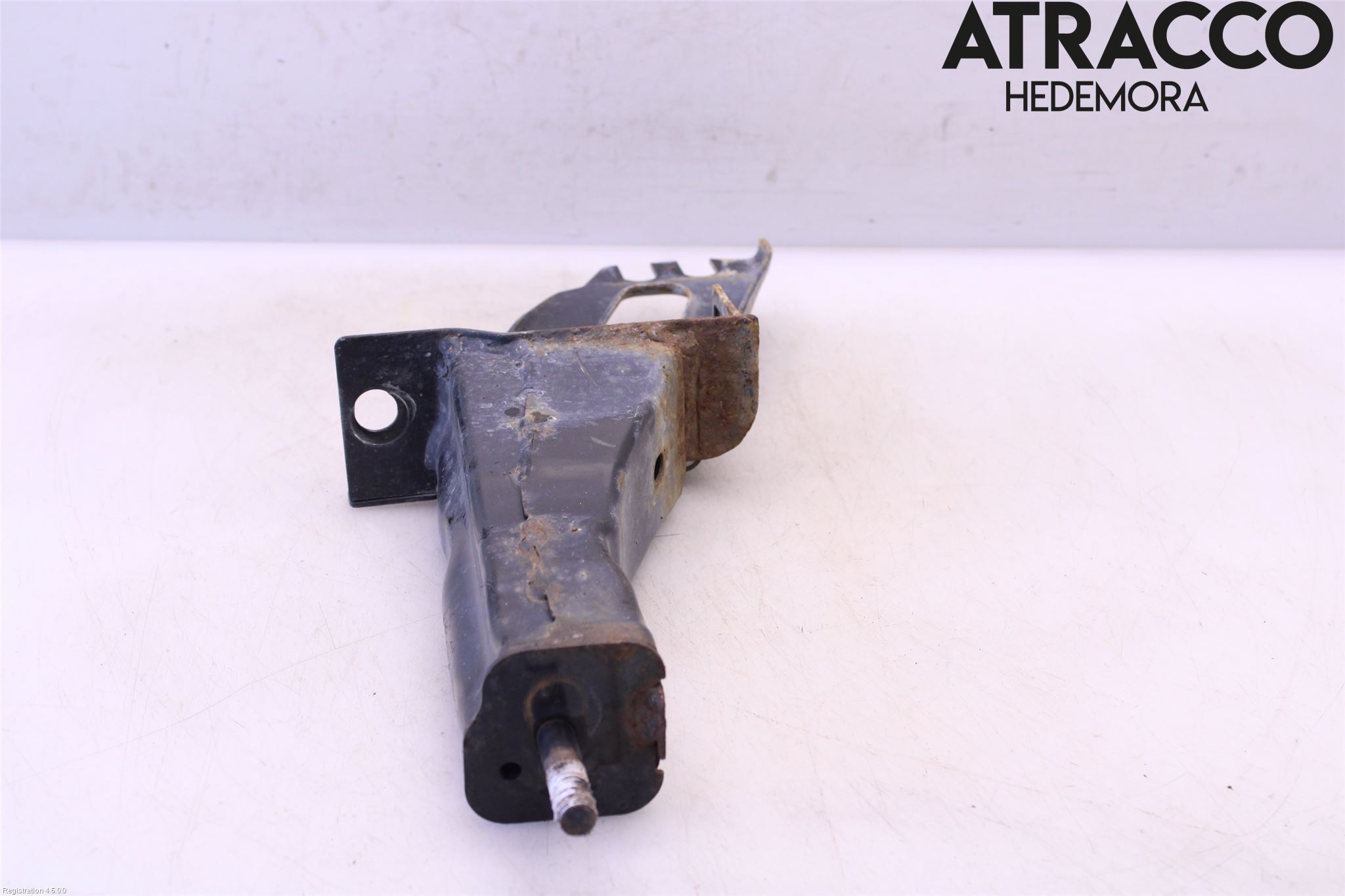 Volvo XC70 08-13 Stötfångarbärjärn Fram