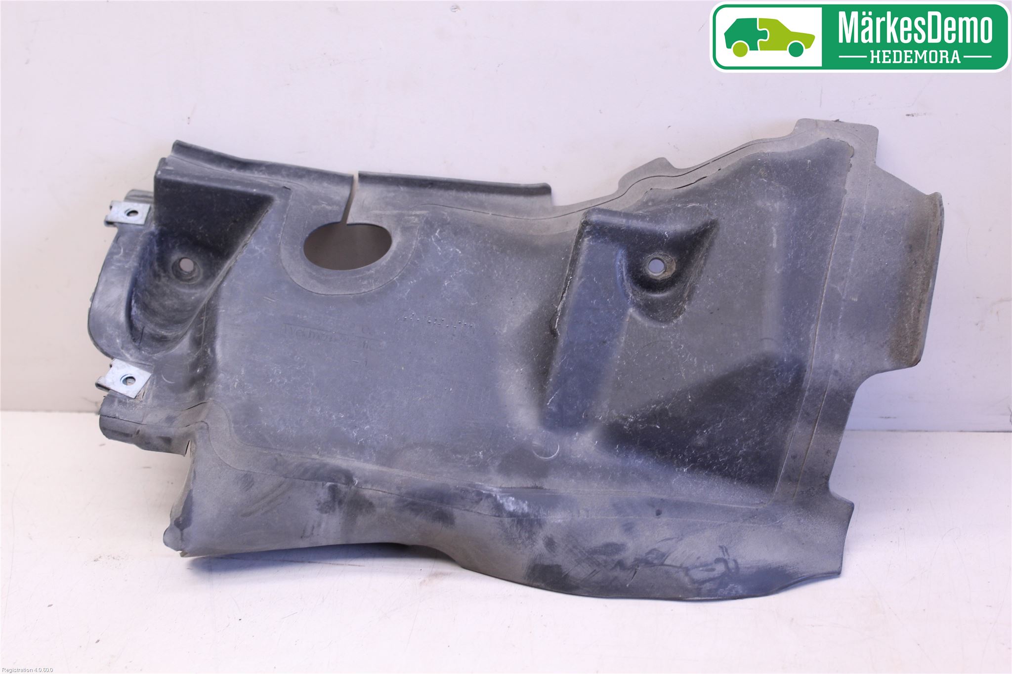 BMW X3 E83     03-10 Deflektor Plåt-Plast Kylning