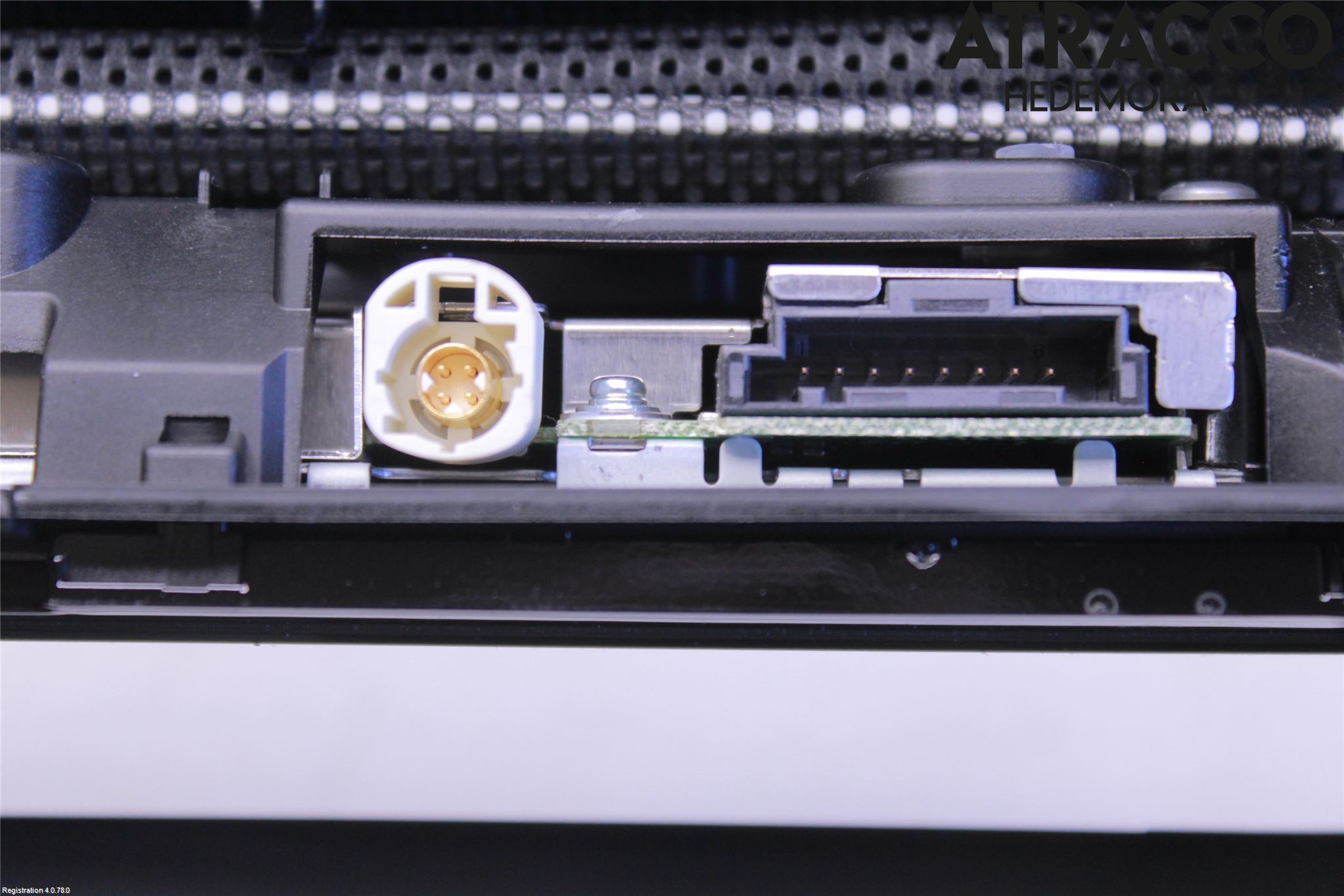 Audi Q3 8U 12-18 Bildskärm