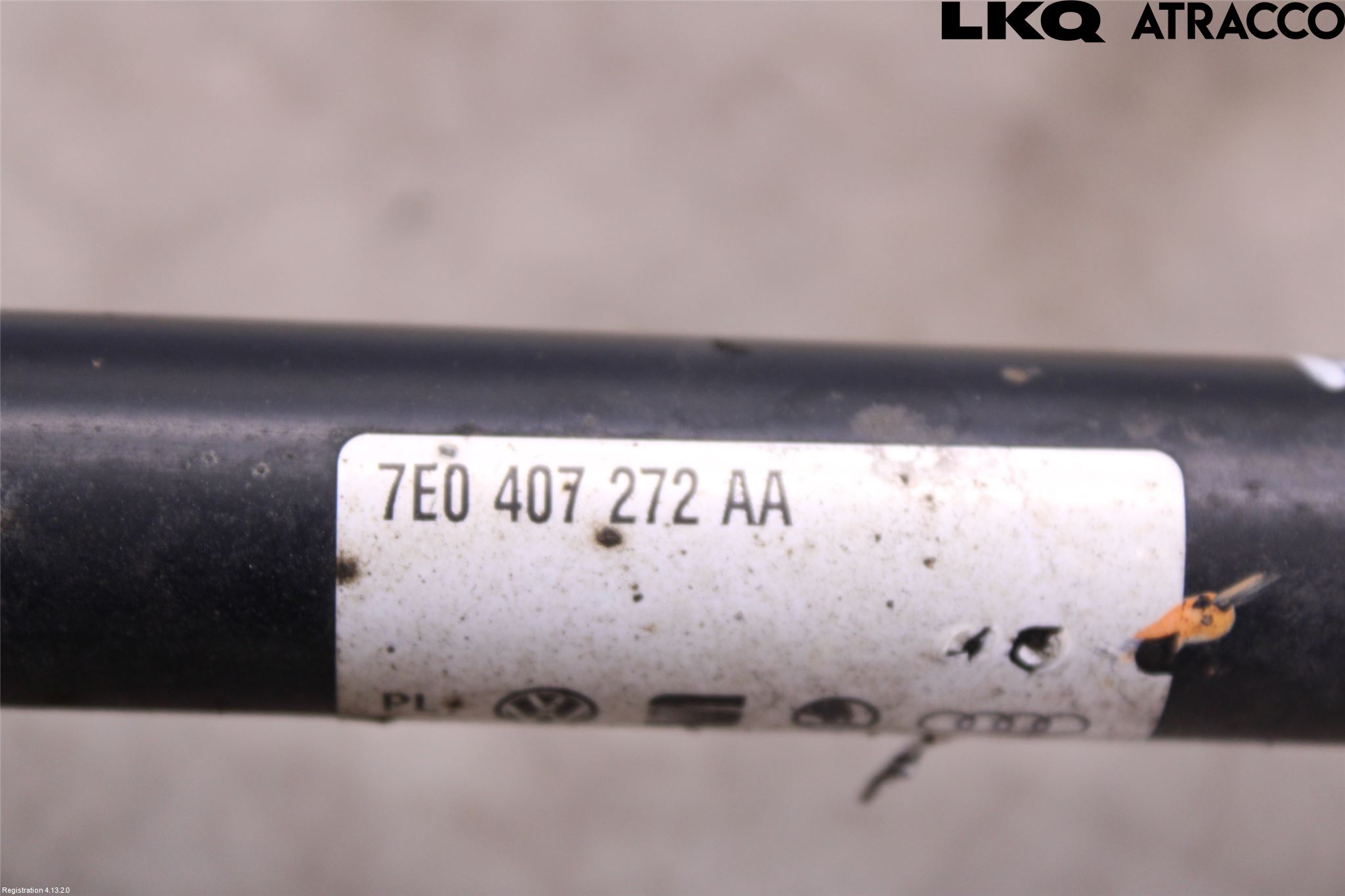 Volkswagen VW TRANSP/CARAVELLE (T5) 04-15 Drivaxel Fram Höger