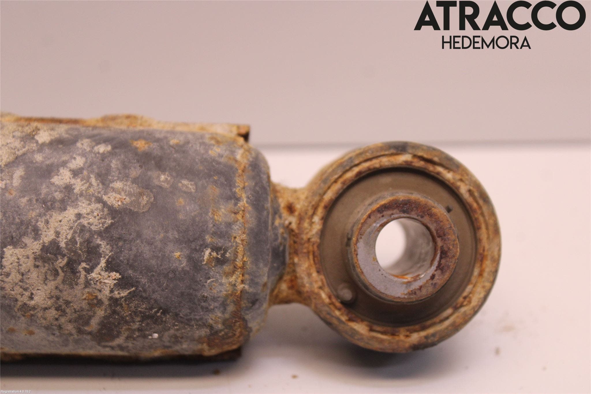 Lexus NX 300h 15-21 Stötdämpare Bak