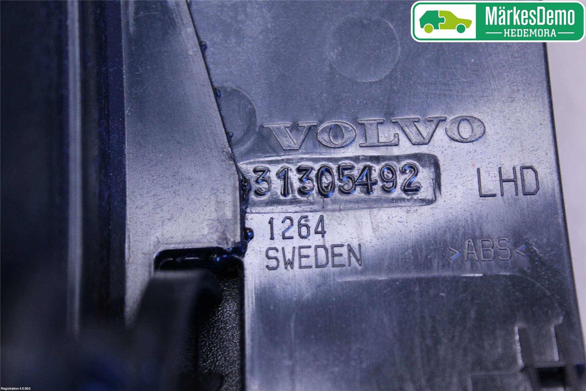 Volvo V70 14-16 Handskfack