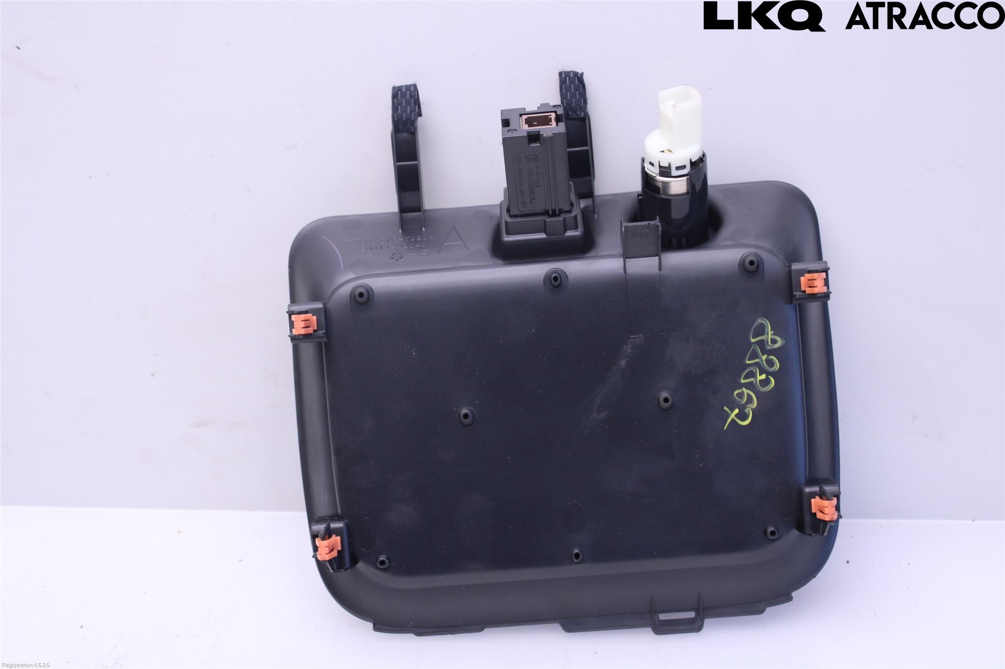 Toyota RAV4 19- Instrumentbräda Förvaringsfack