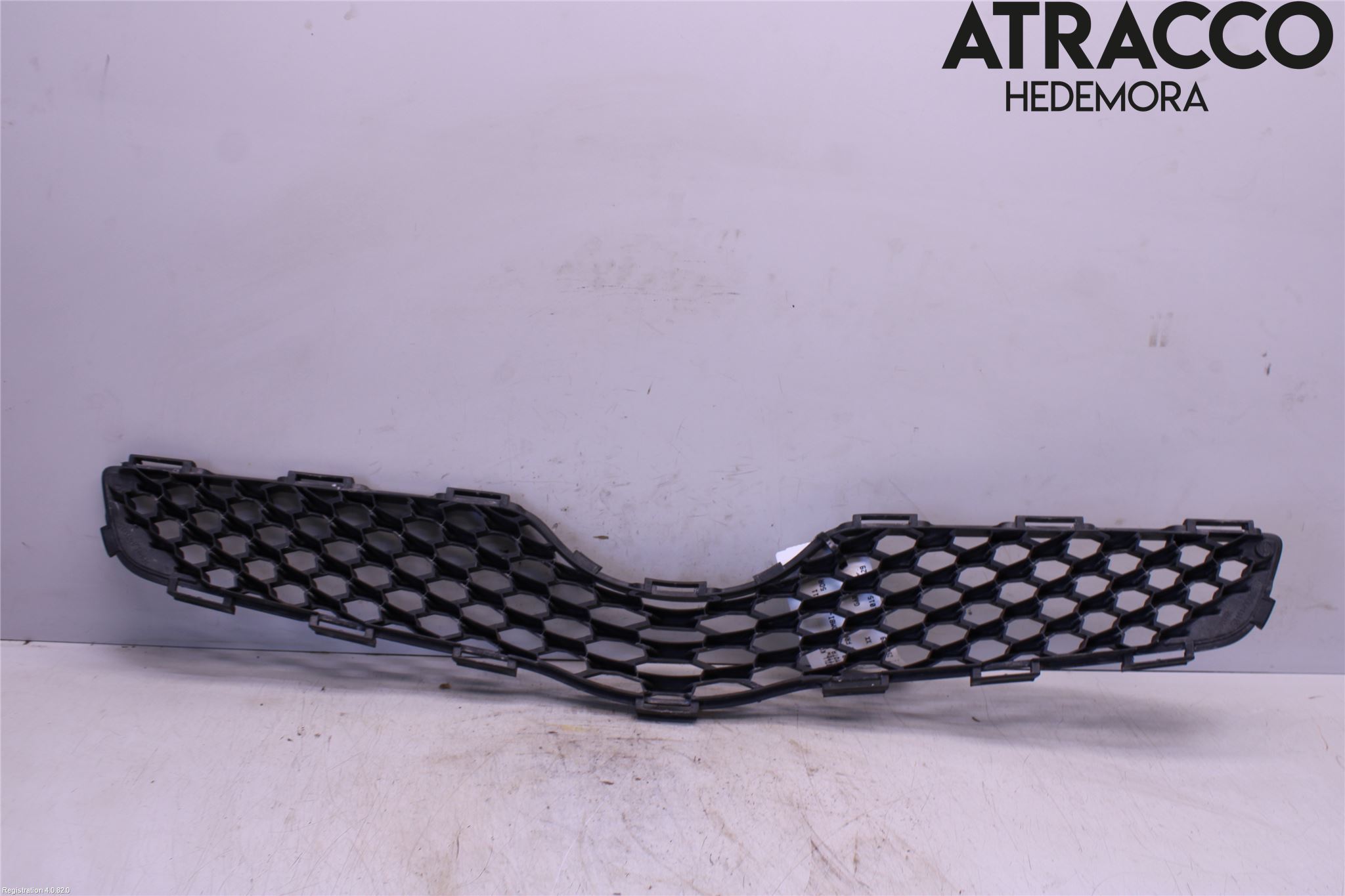 Toyota YARIS XP90 06-11 Grill Komp
