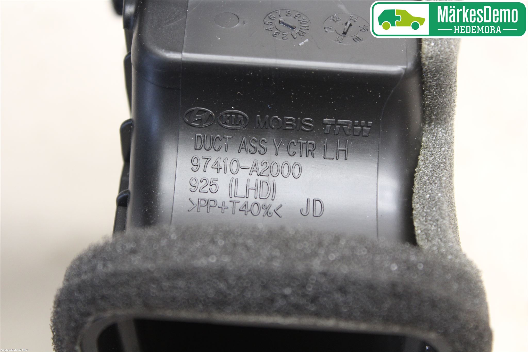 Kia CEED 12-18 Defrosterkanal-Munstycke