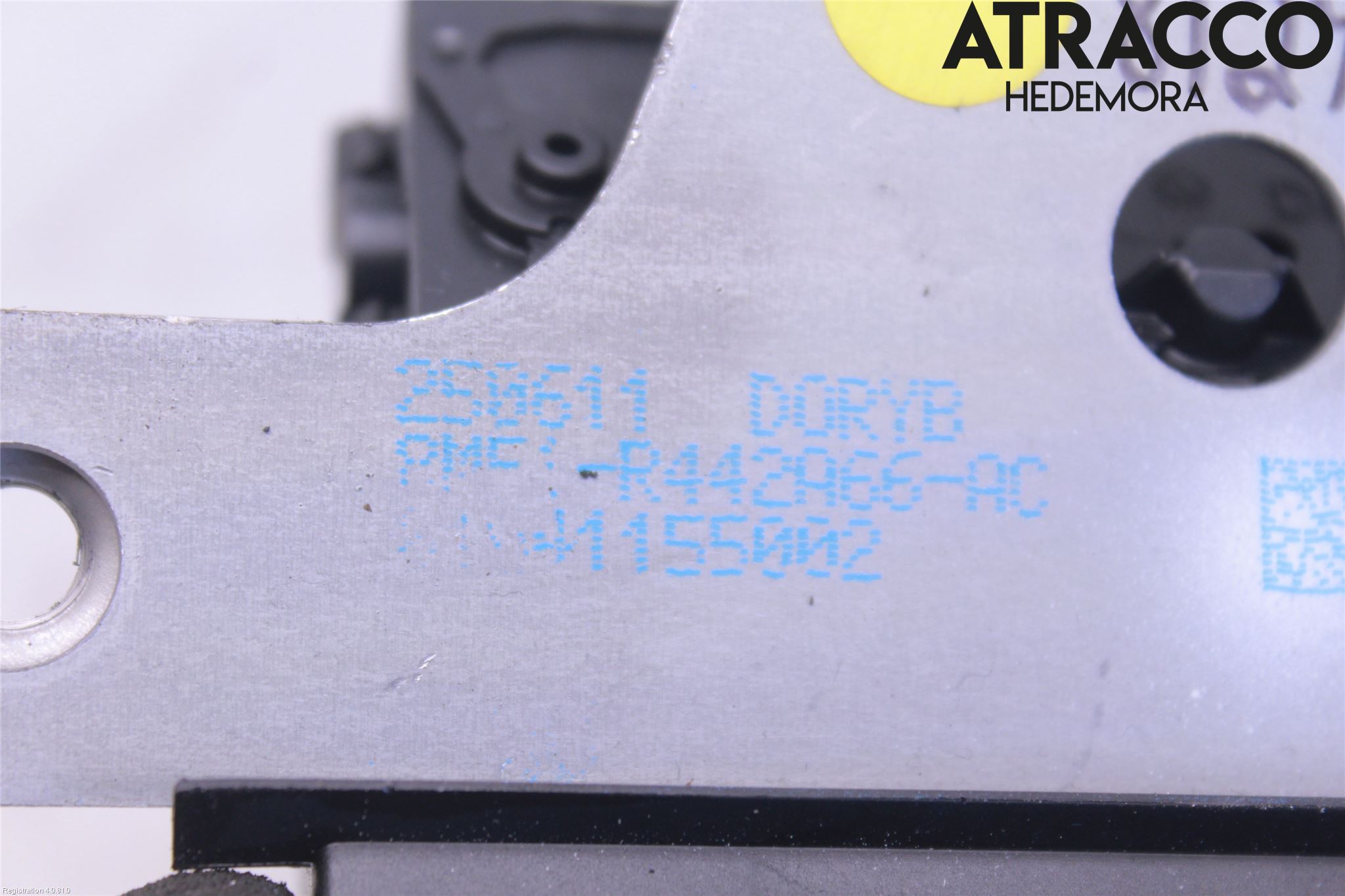 Ford C-MAX II  11-14 Låskista Baklucka