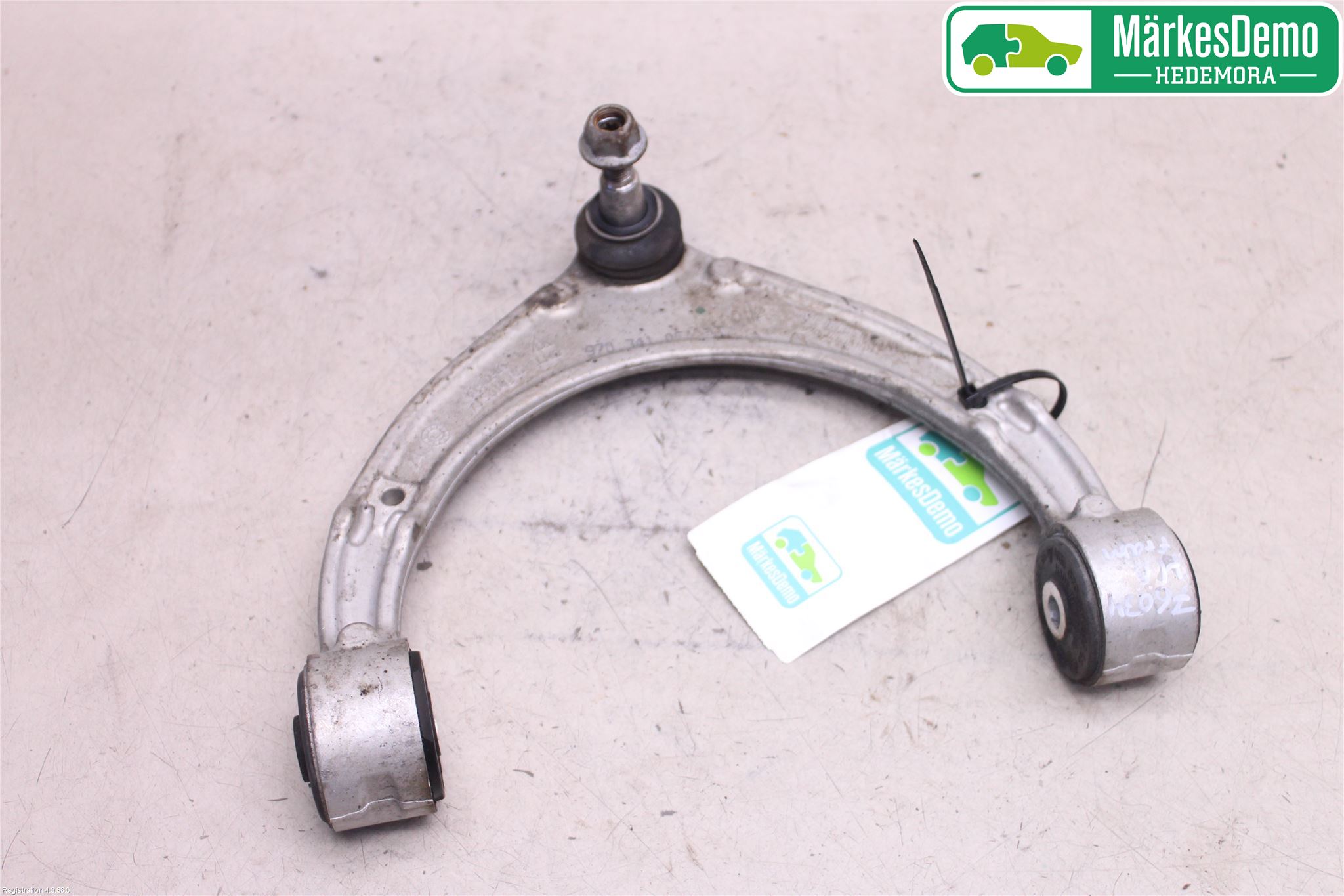 Porsche PANAMERA 09- Bärarm Fram Övre Hö