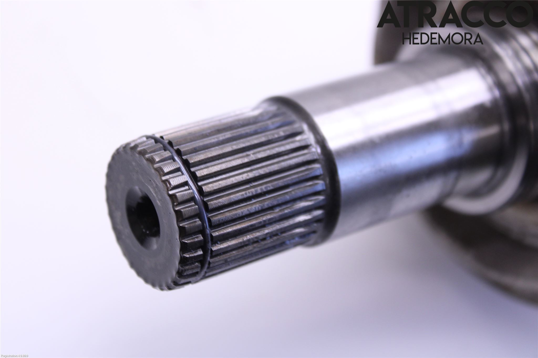 Mercedes-Benz MB E-KLASS (W213) 16-23 Drivaxel Bak Höger